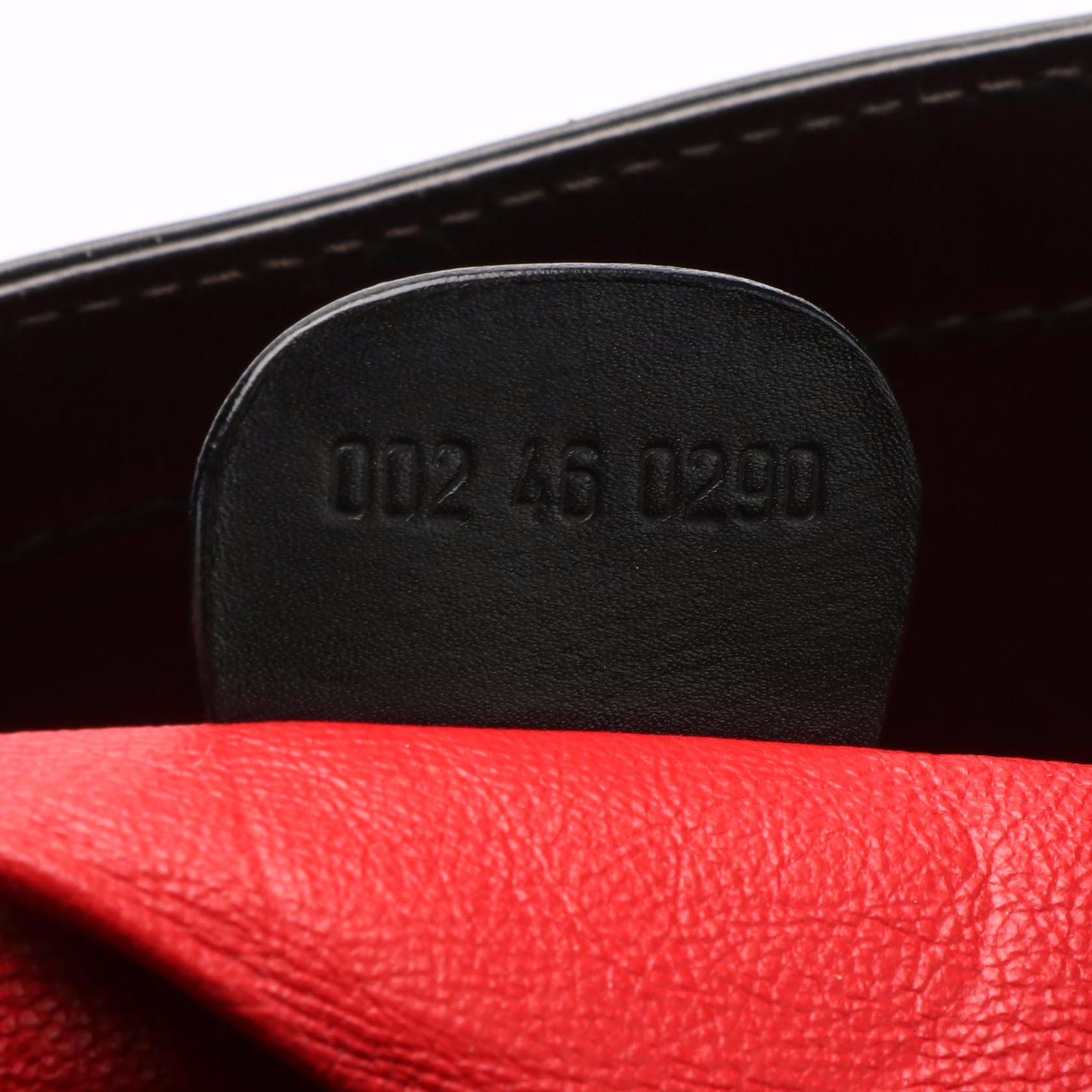 Gucci Black Leather Shoulder Bag