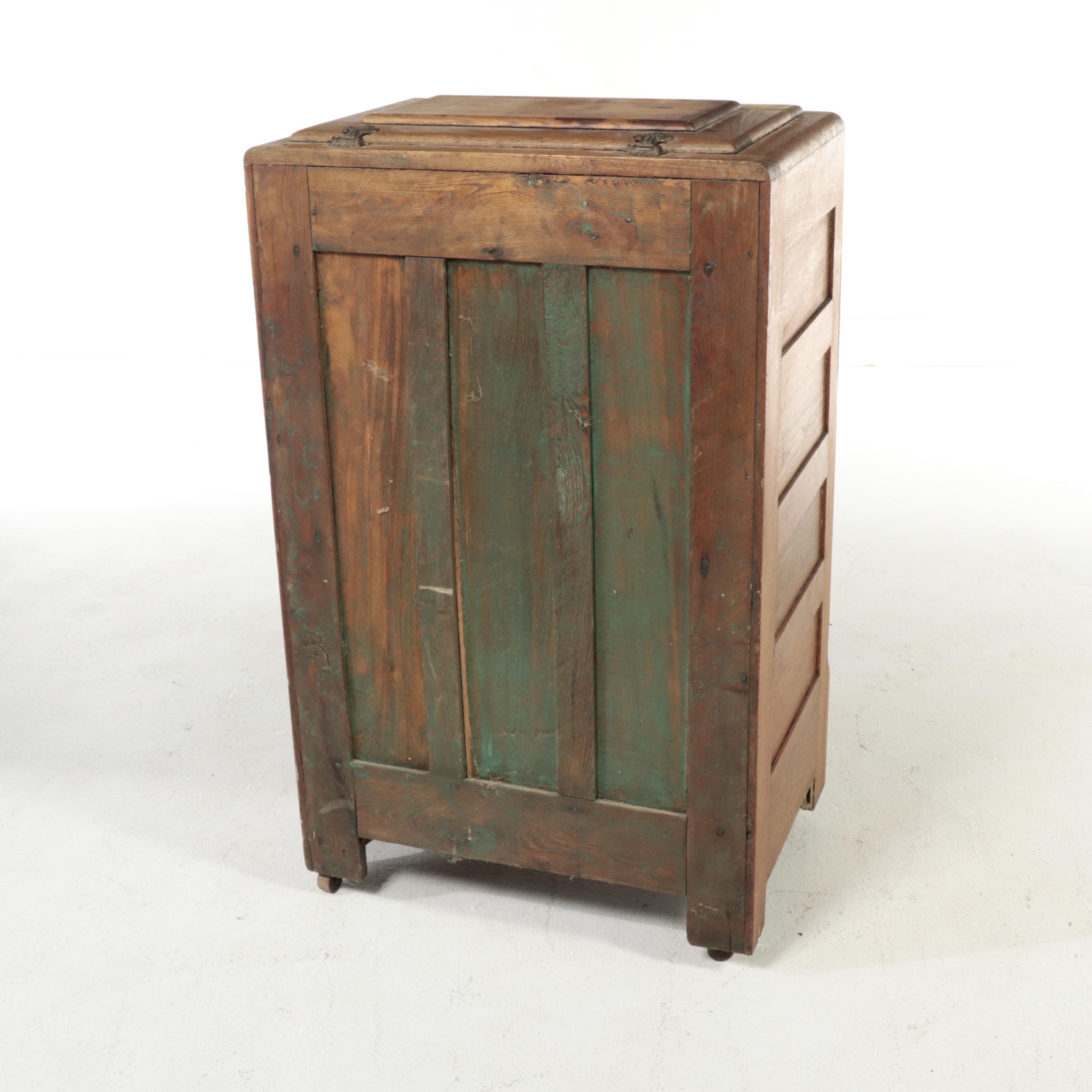 Mascot Oak Ice Box, Late 19th/Early 20th Century