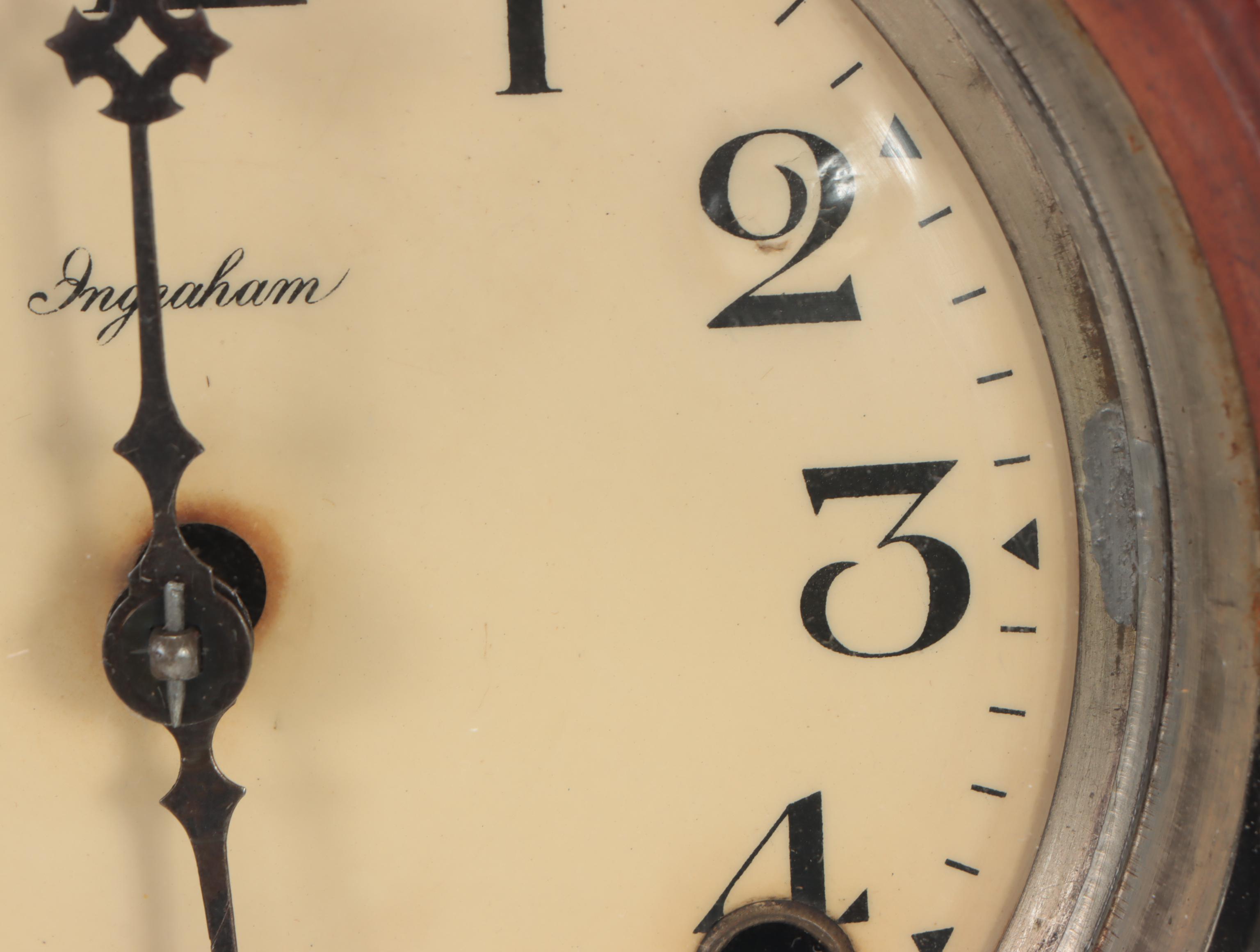 Ingraham Wooden Gingerbread Mantel Clock, Early 20th Century