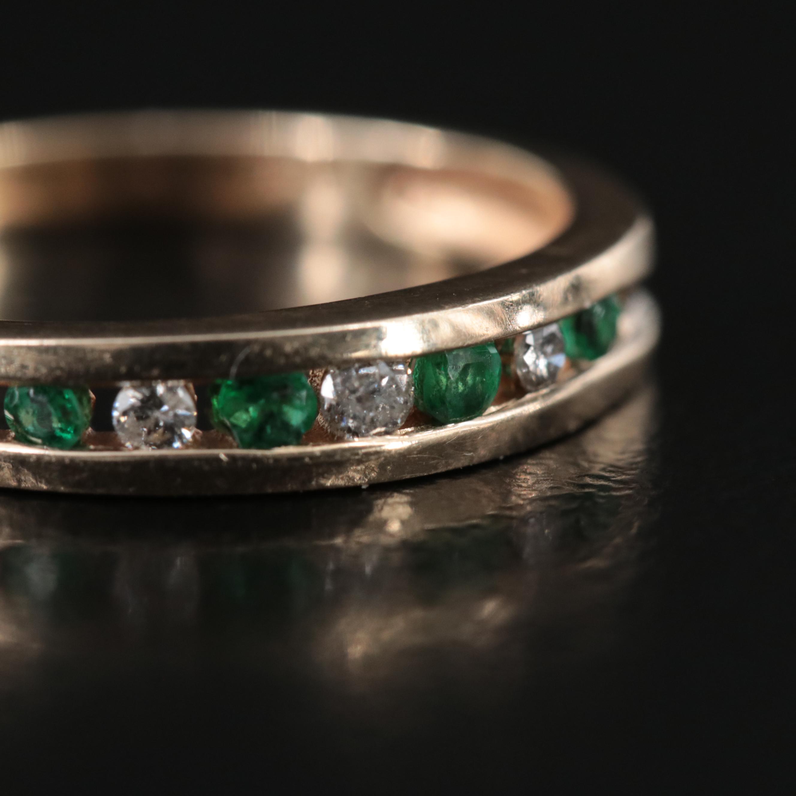 10K Alternating Emerald and Diamond Channel Set Band