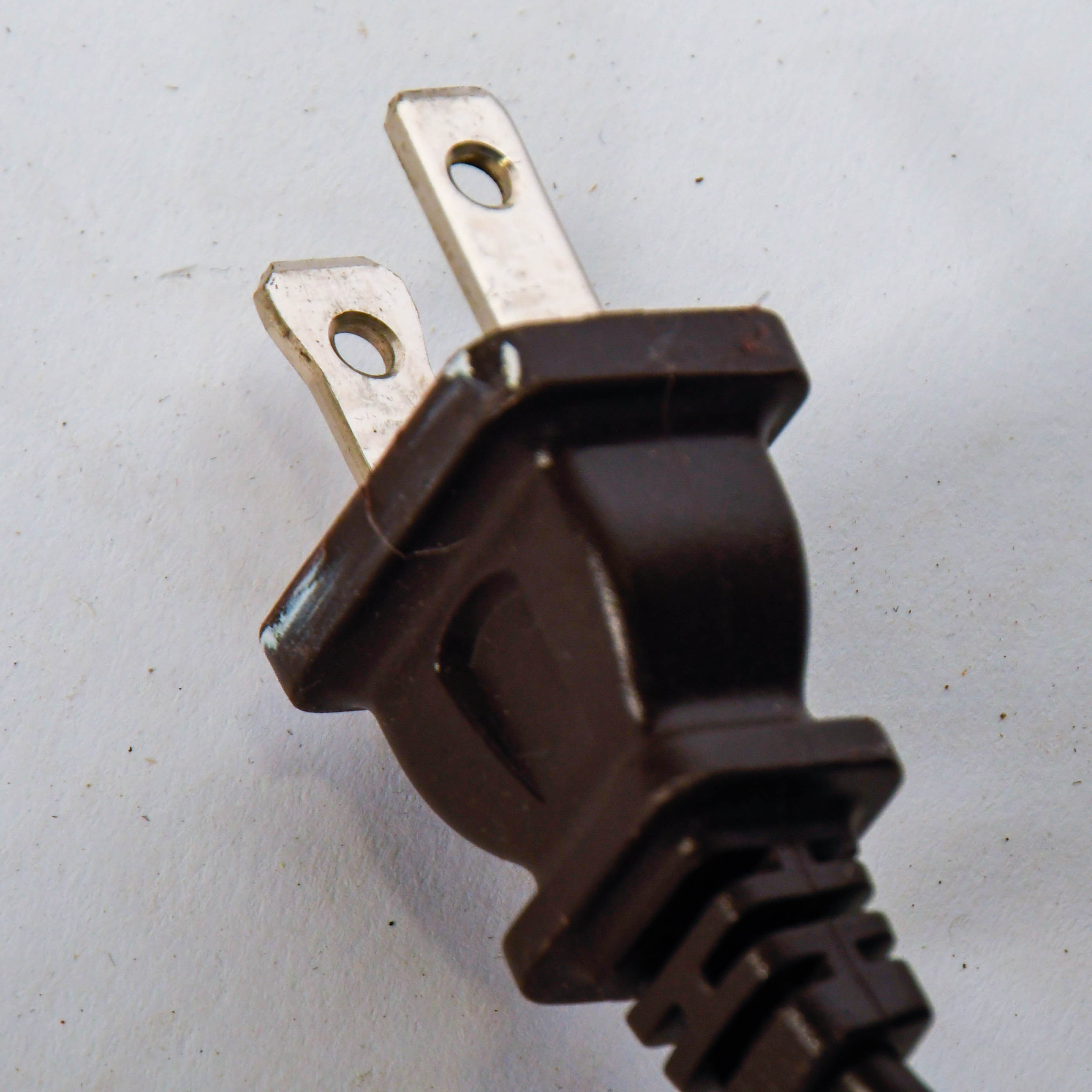 Contemporary "Oakleigh" High Gloss and Gilt Metal Floor Lamp