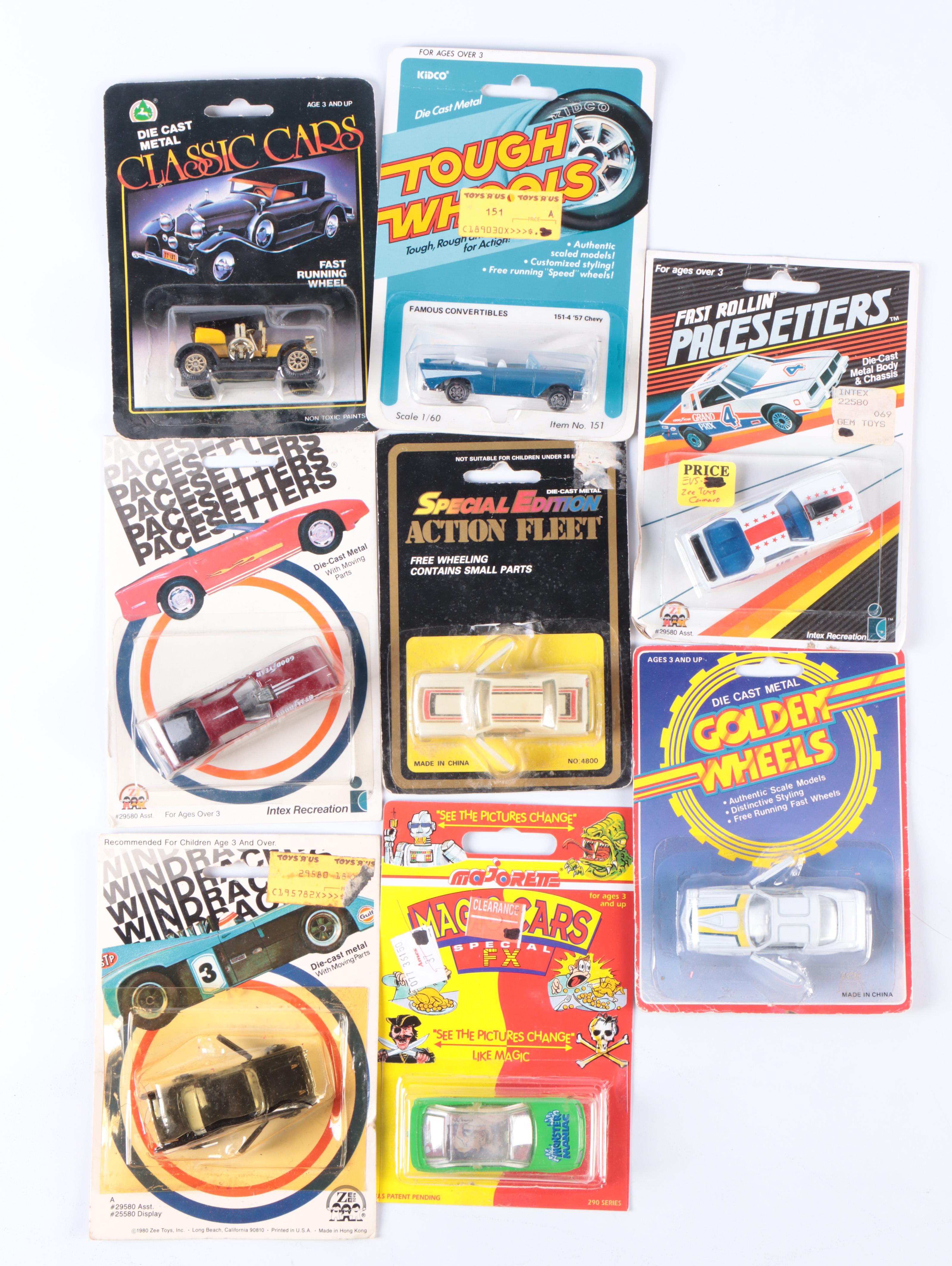 Muscle Machines and Road Signature Collection Diecast Model Cars and Trucks