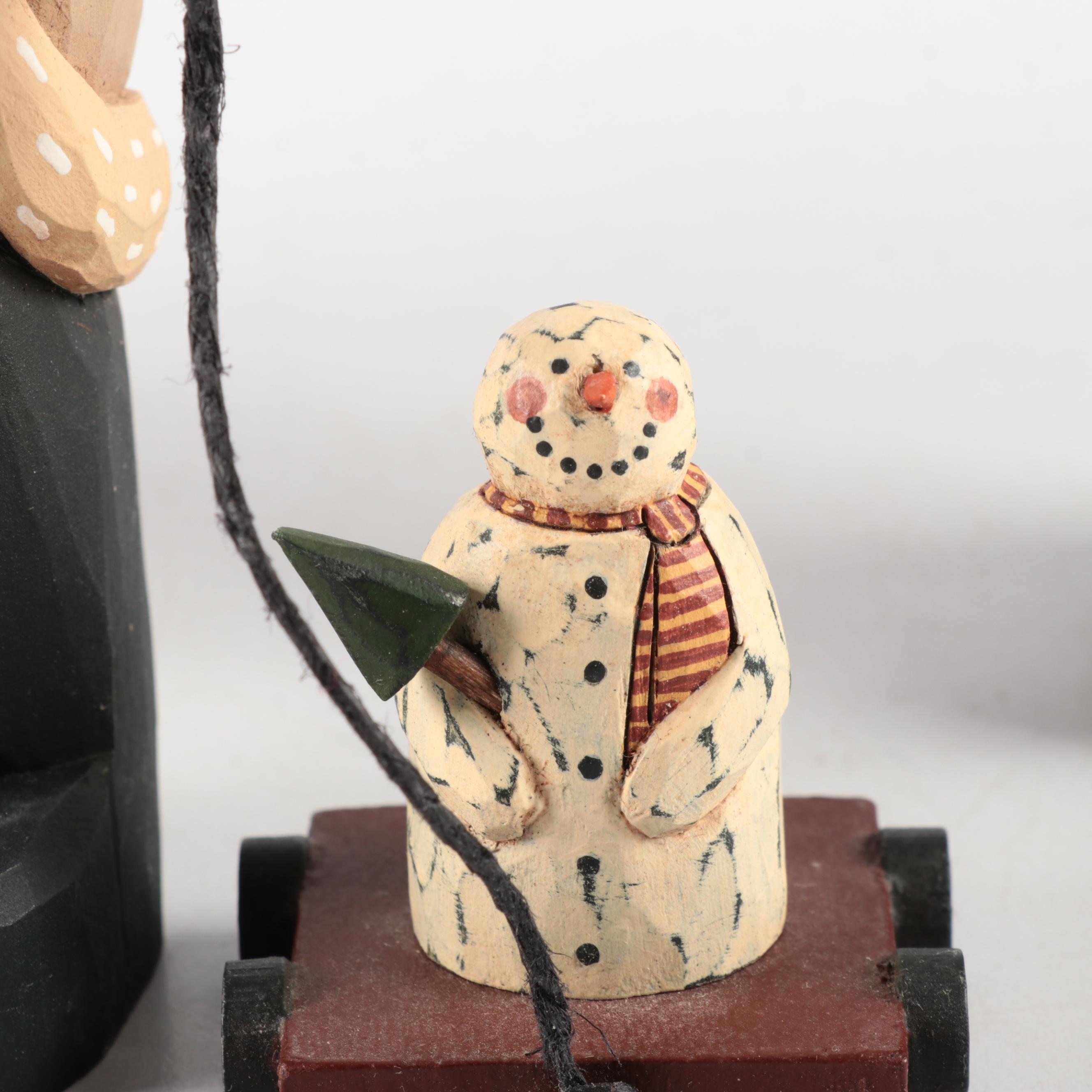 Hand-Crafted Santa Claus Figurines