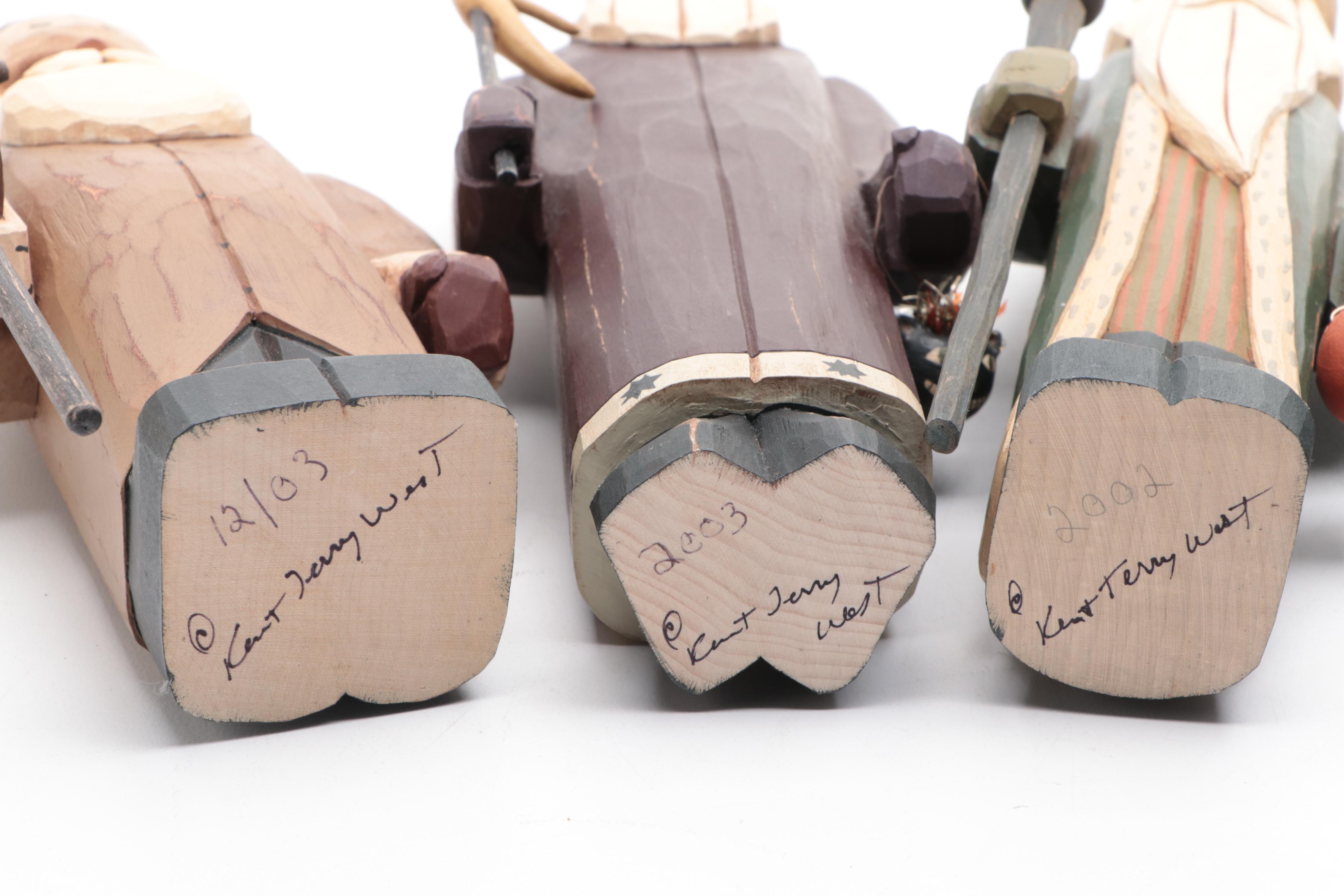 Hand-Crafted Wooden Santa Claus Figurines