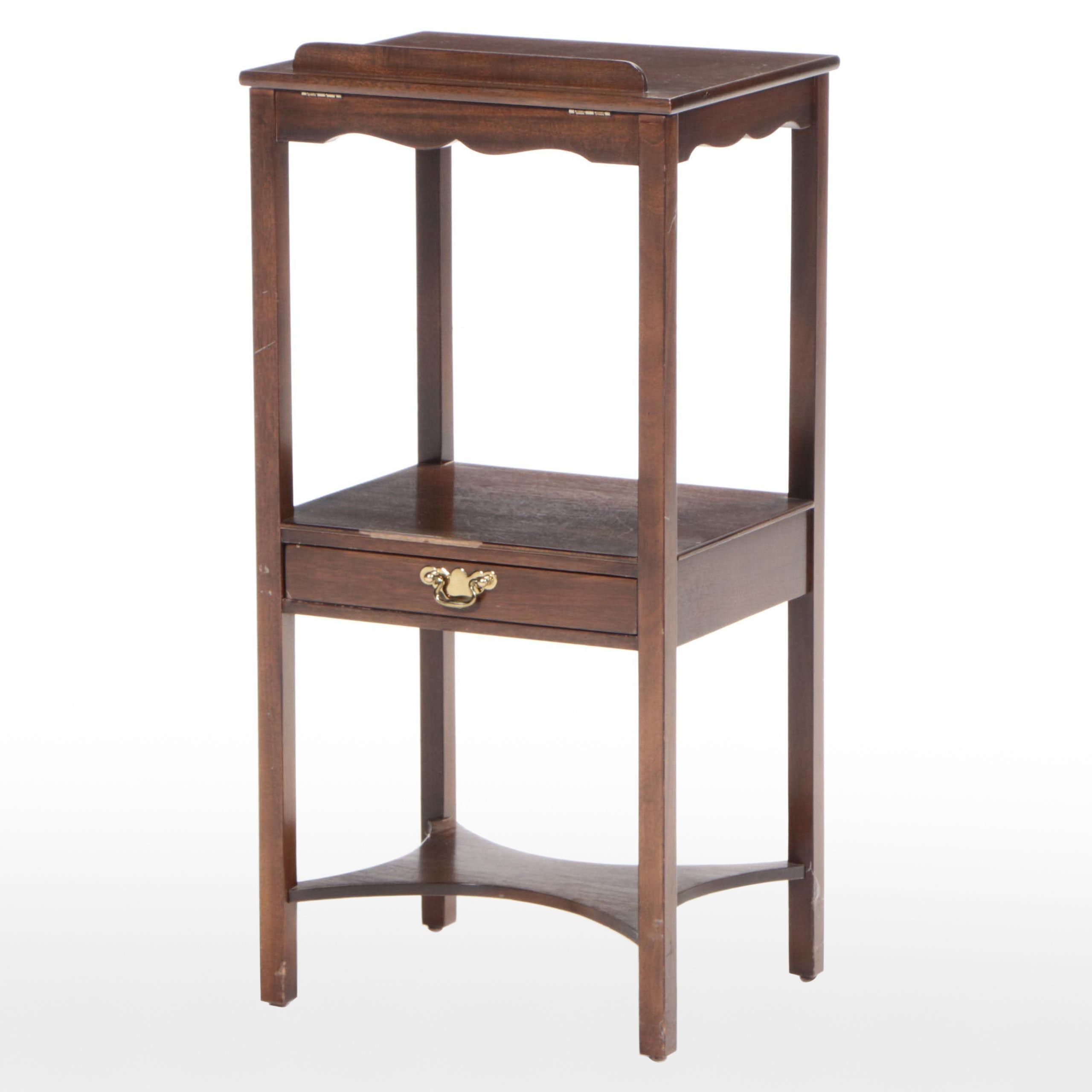 Federal Style Mahogany Three-Tier Reading Stand, Late 20th Century