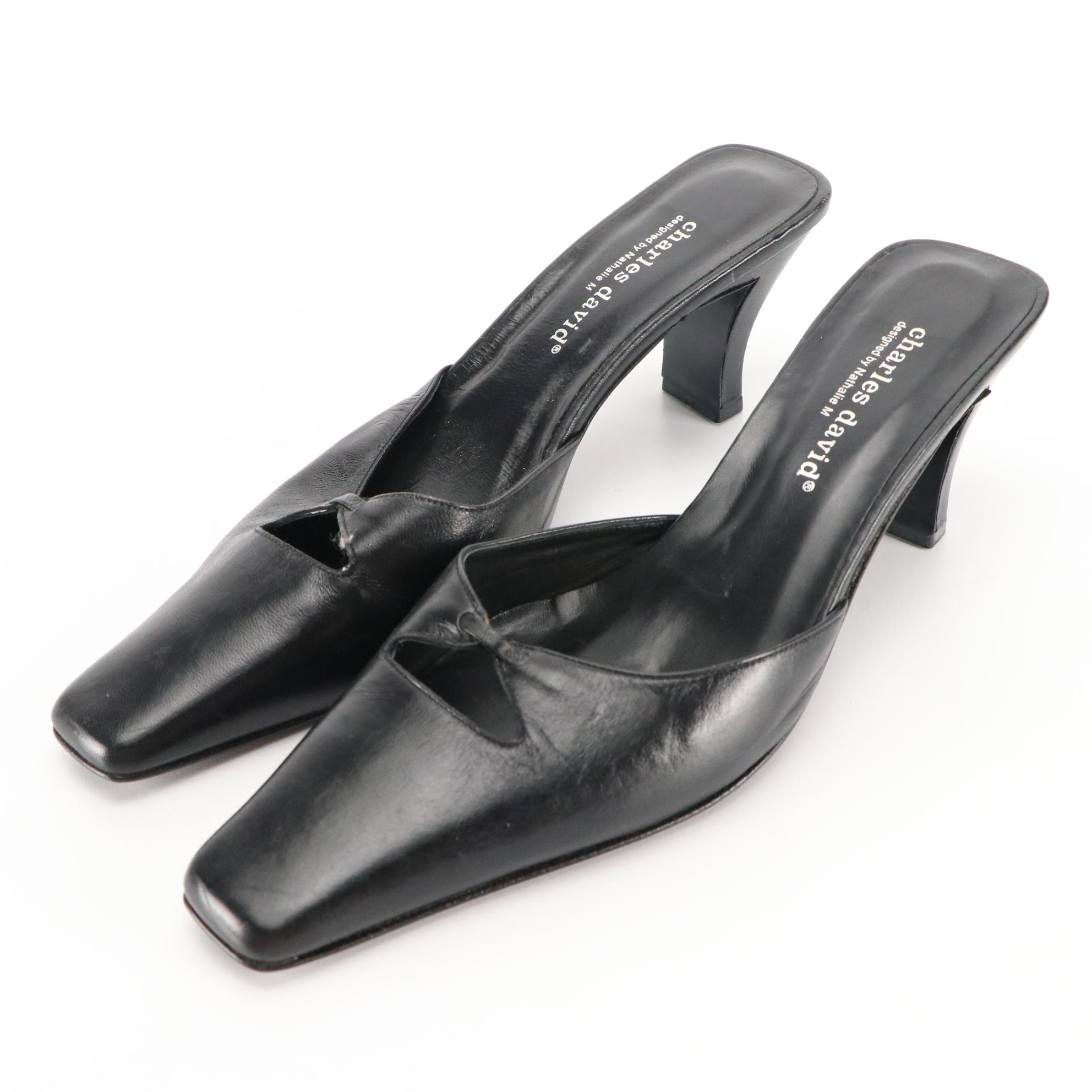 stuart weitzman black leather pumps