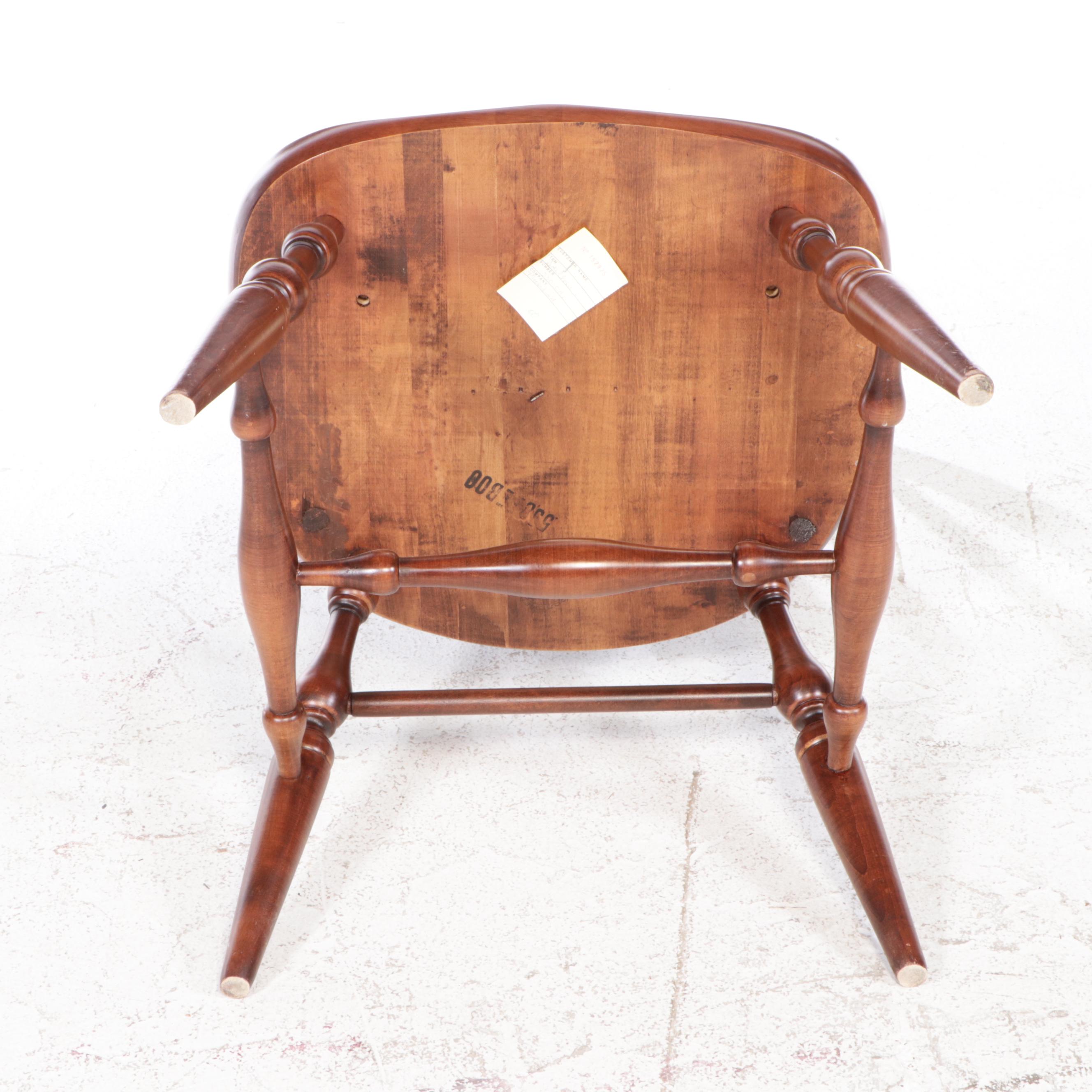 Five-Piece Moosehead Furniture Colonial Style Maple Dining Set in Cherry Finish