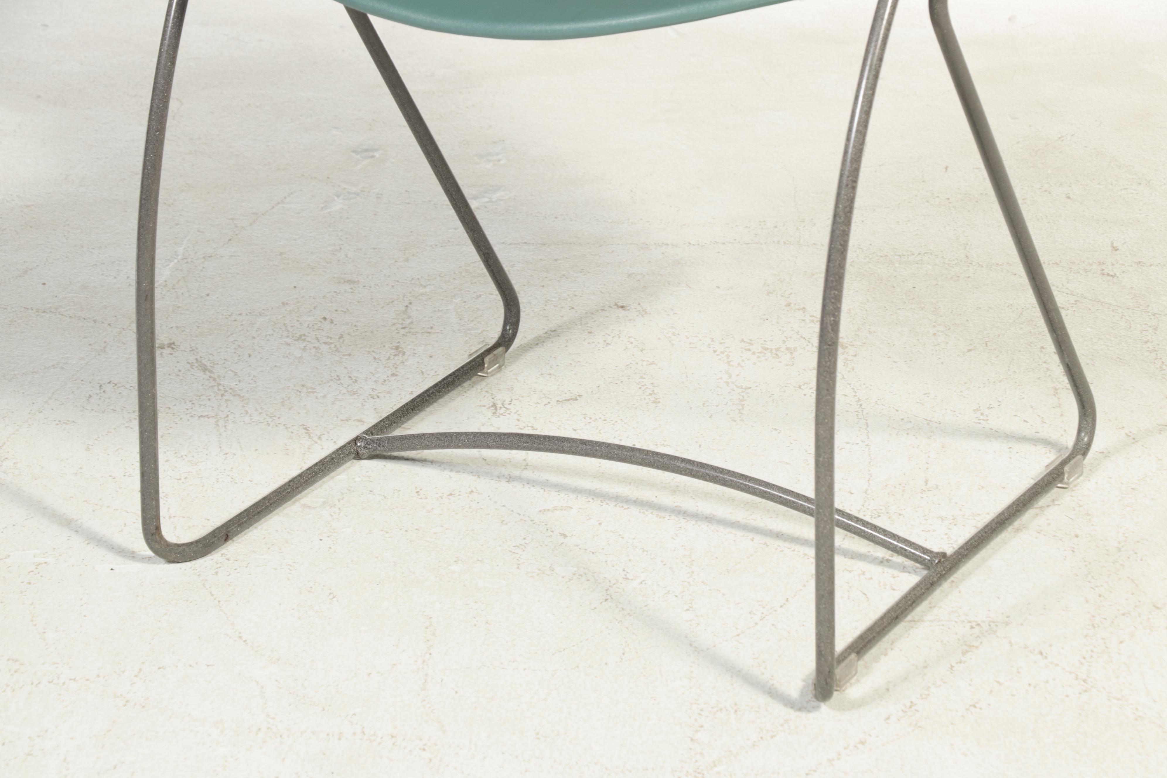 Five Steelcase "Parade" Post Modernist Stacking Chairs, Late 20th Century