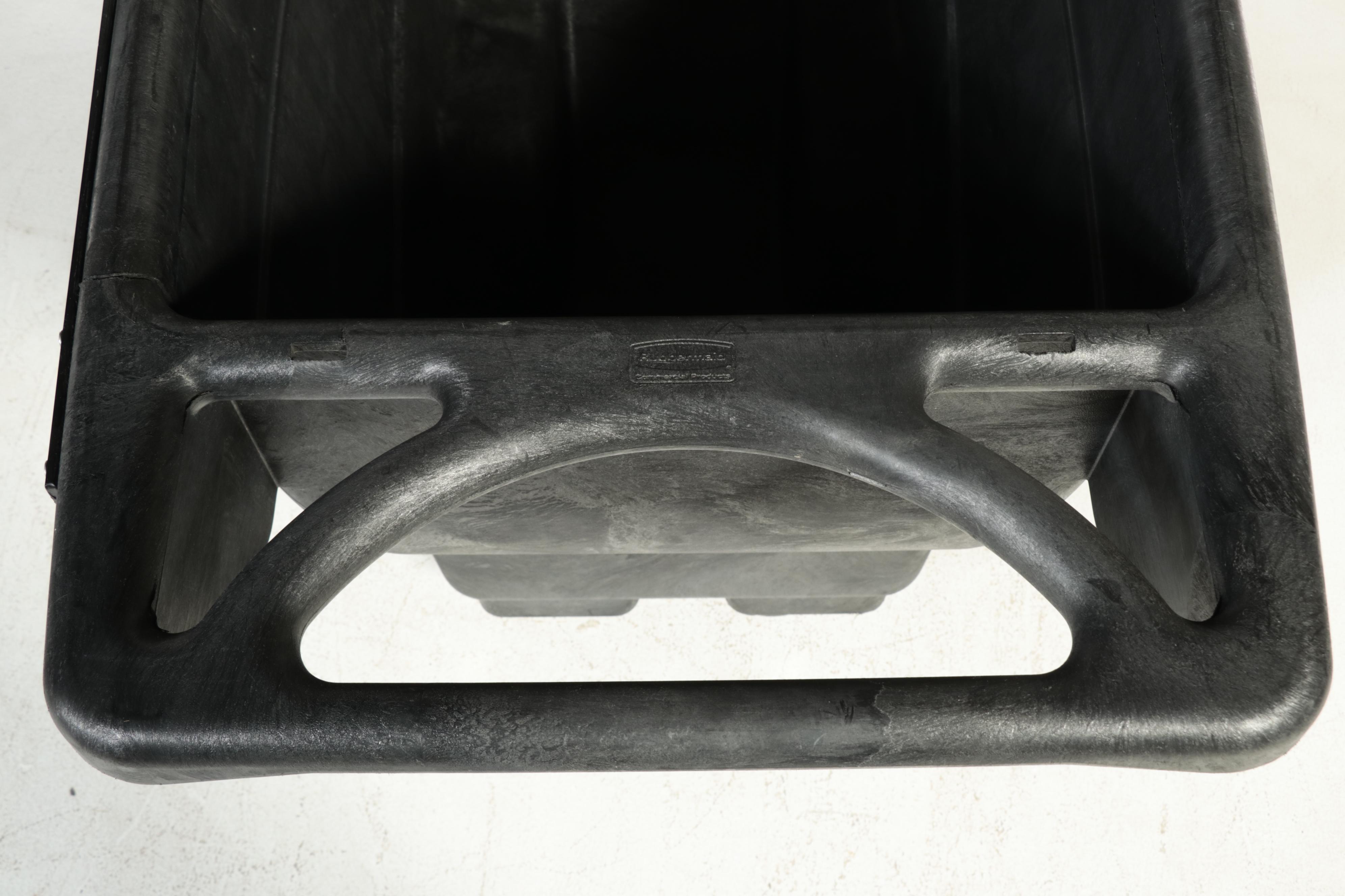 Rubbermaid Commercial Plastic Trash Cart