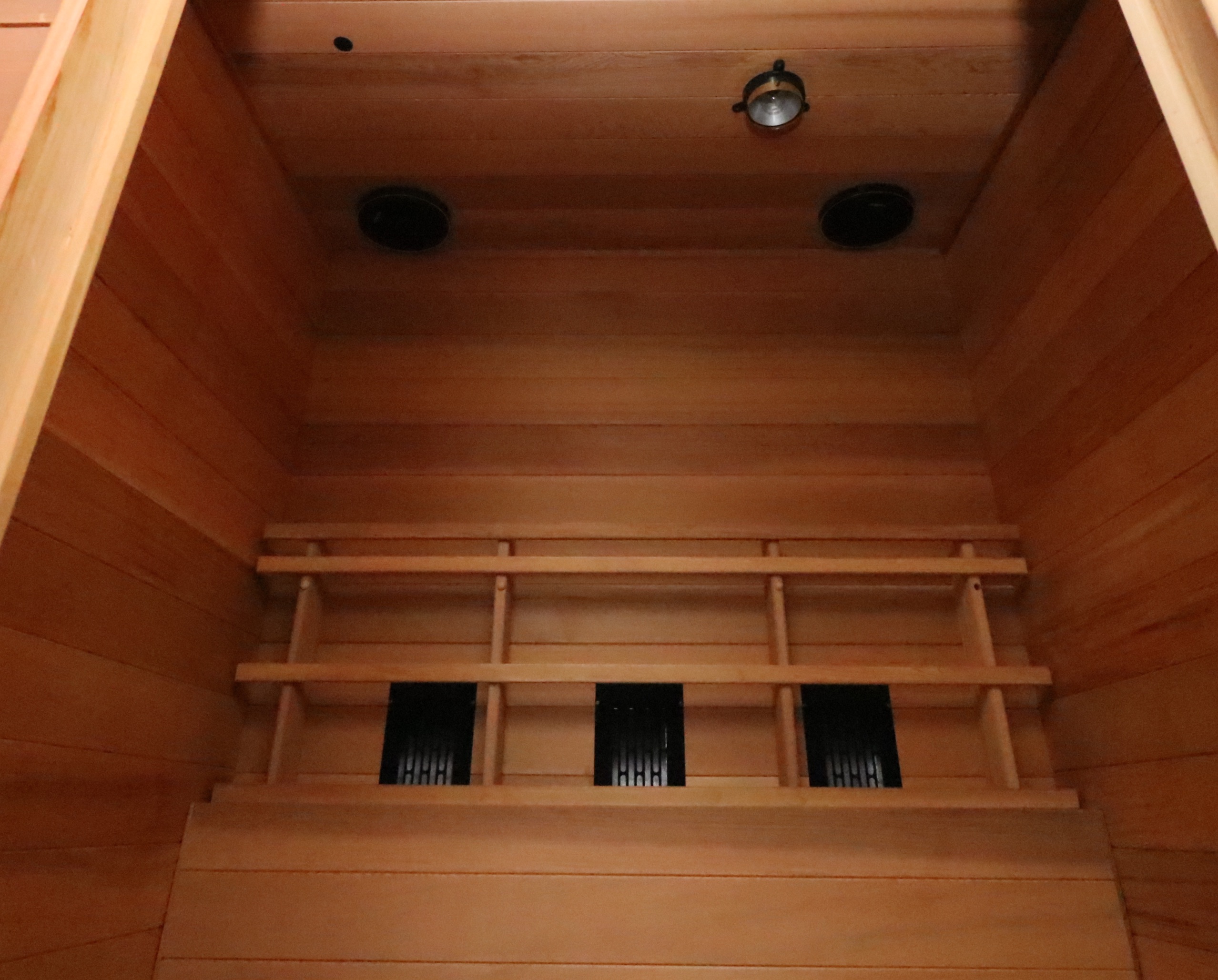Soft Heat Cedar Infared Sauna, SF103