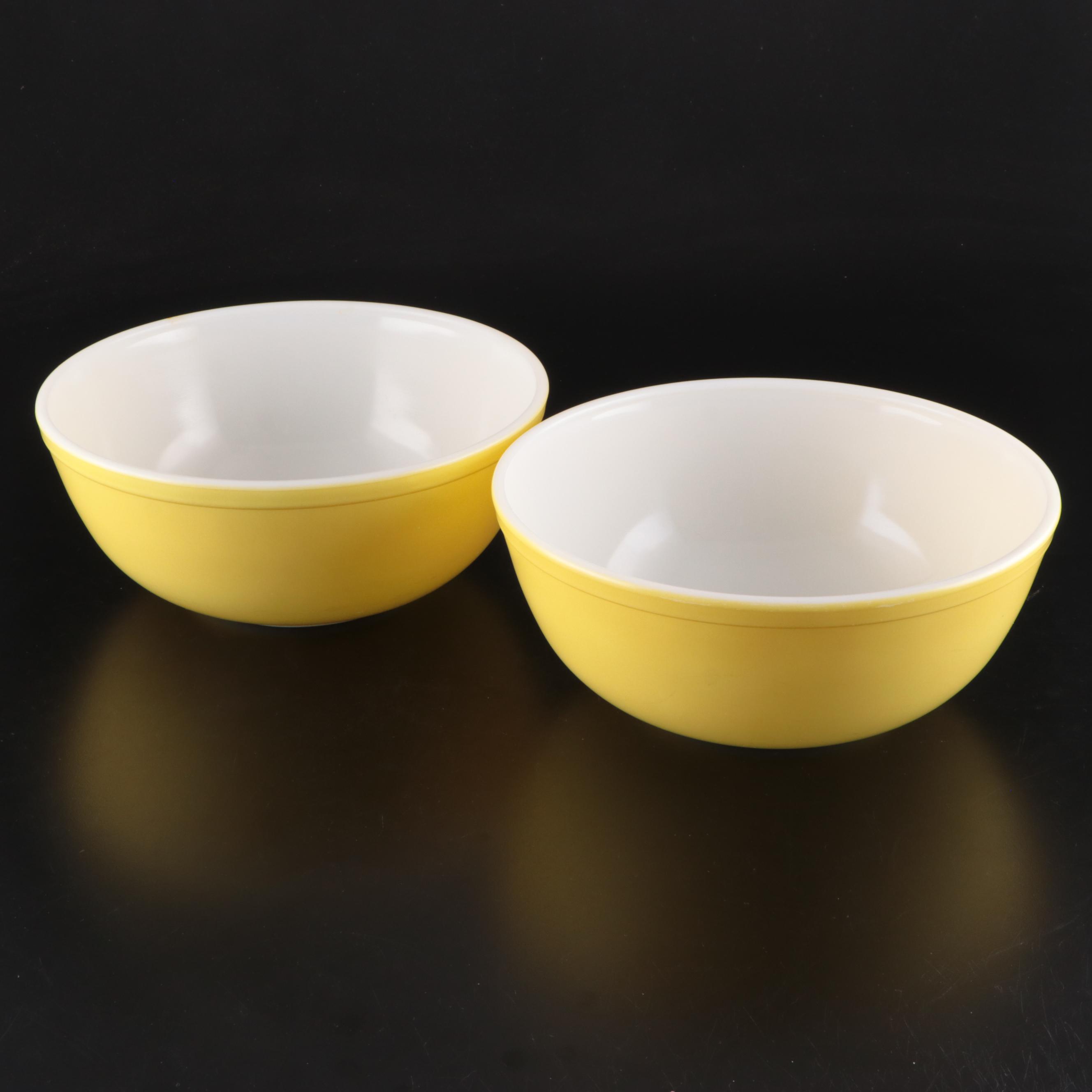 Pyrex "Primary Colors" Glass Mixing Bowls, Mid-20th Century
