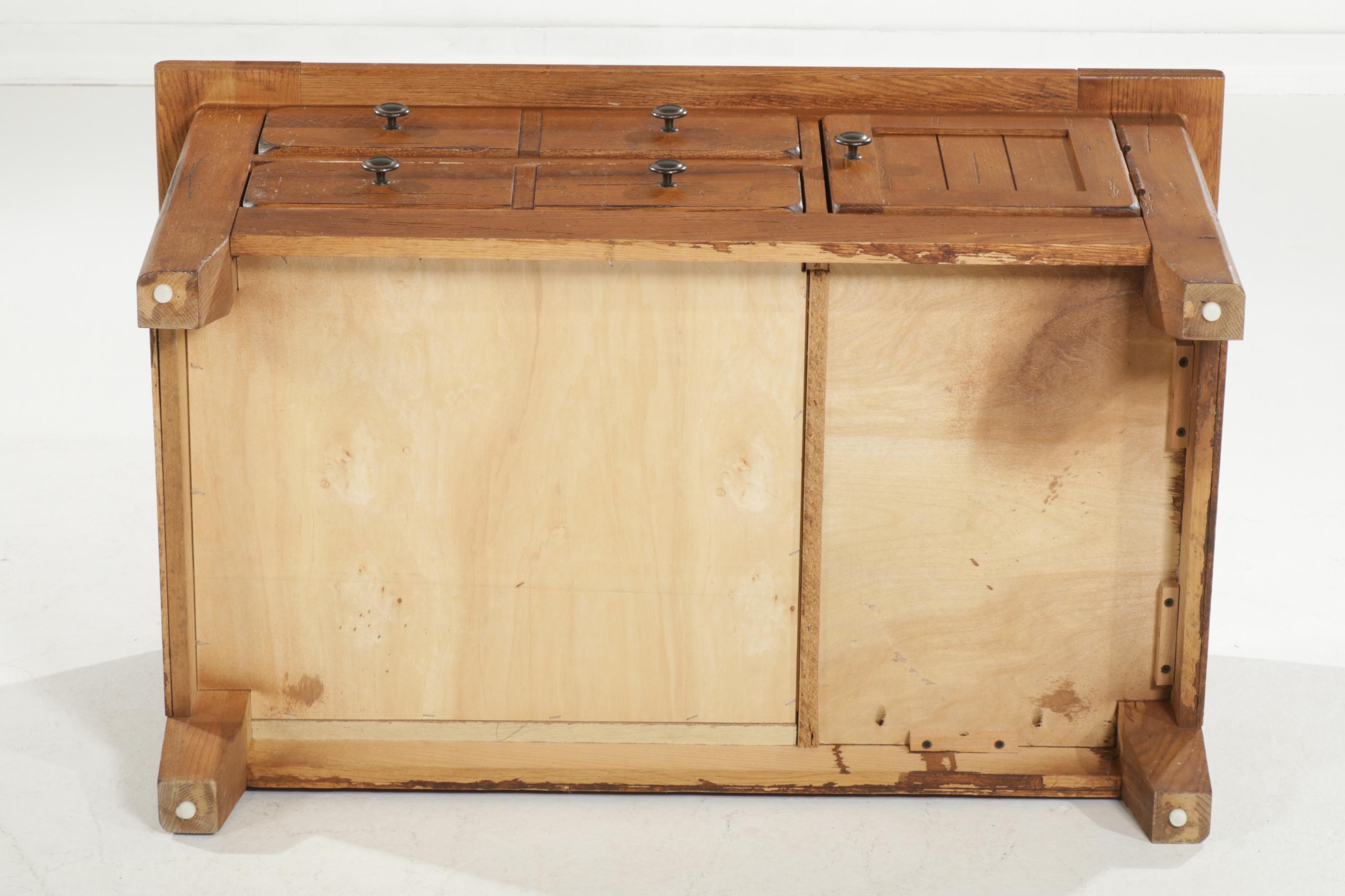 Broyhill Attic Heirlooms Coffee Table Chest