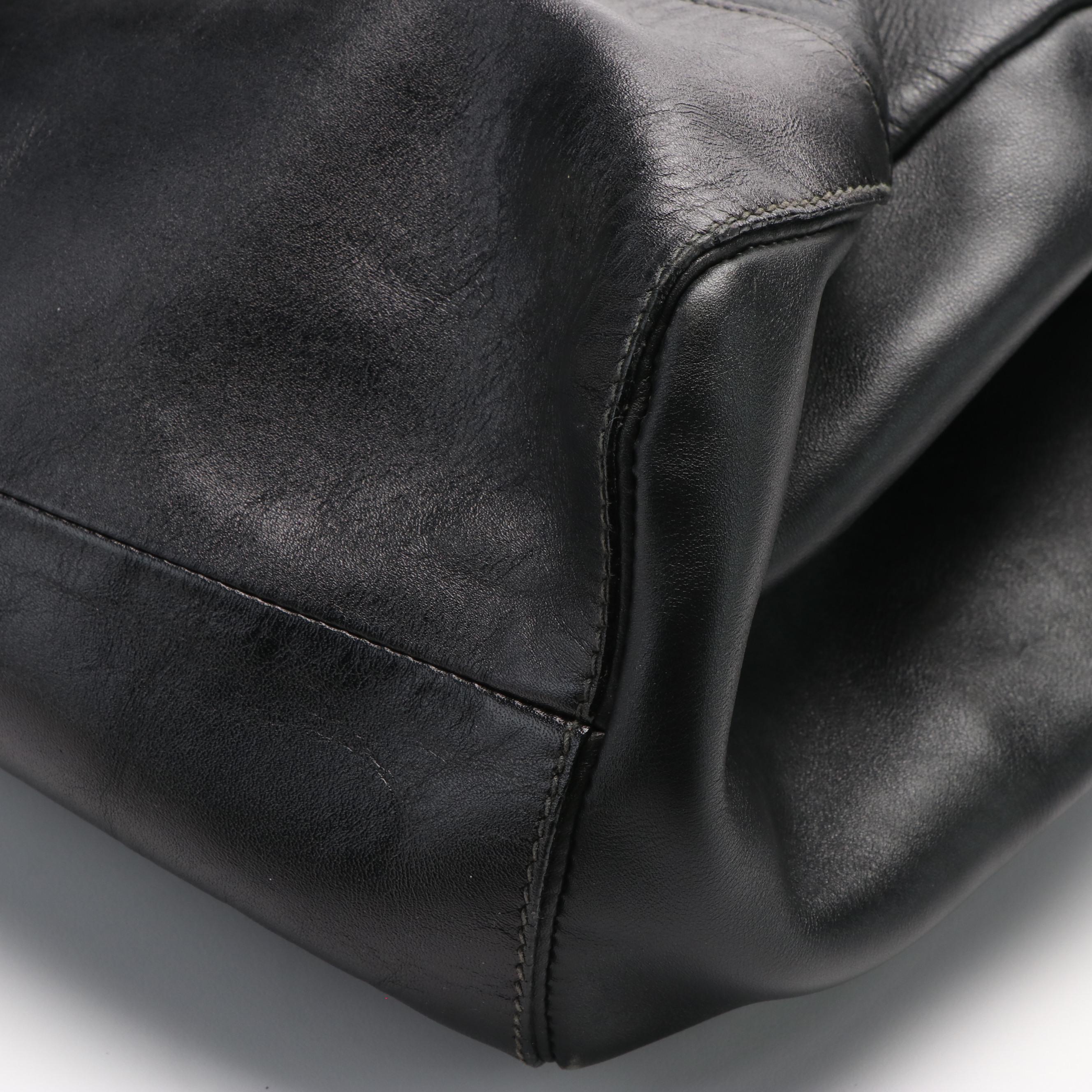 Gucci Black Leather Backpack or Shoulder Sling Back