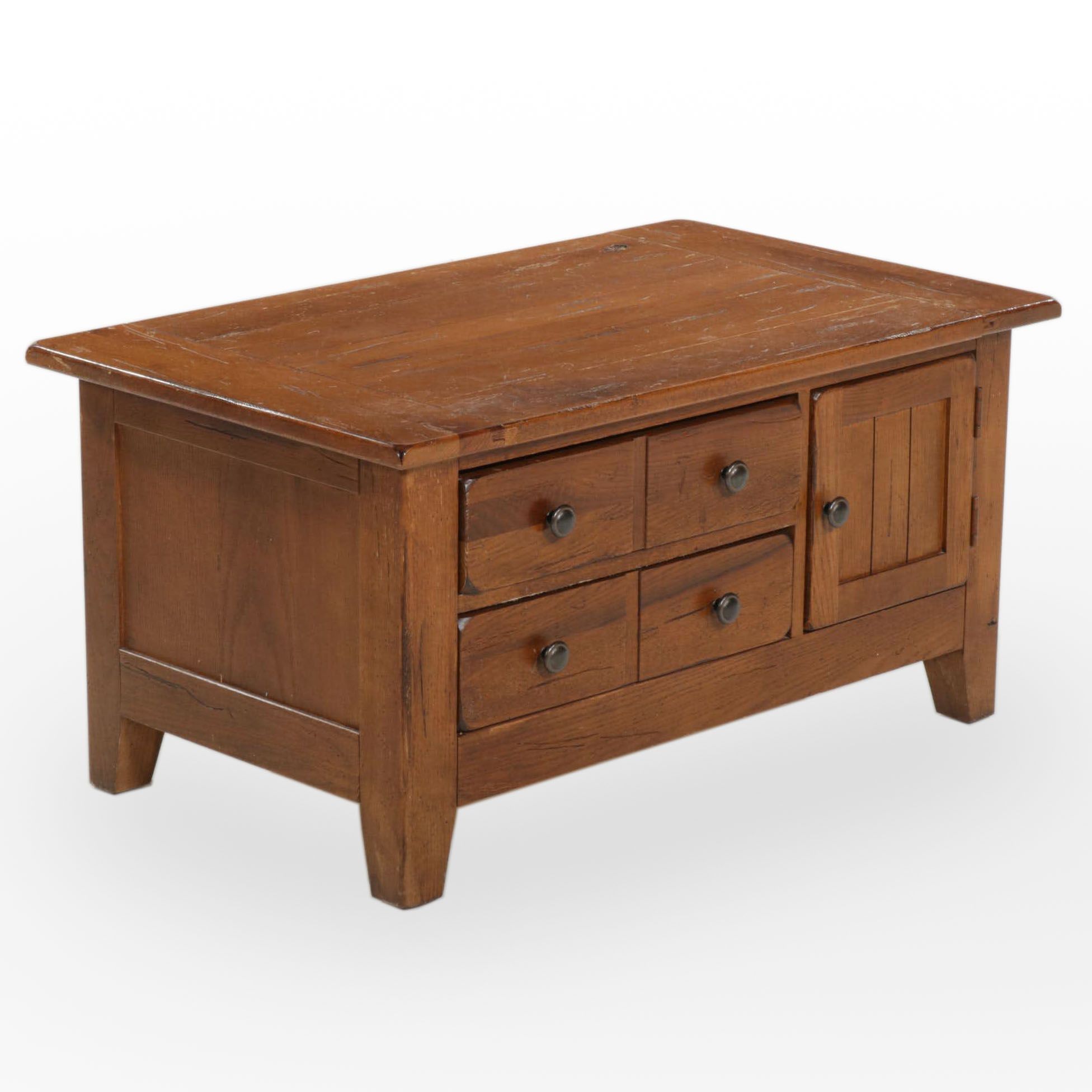 Broyhill Attic Heirlooms Coffee Table Chest