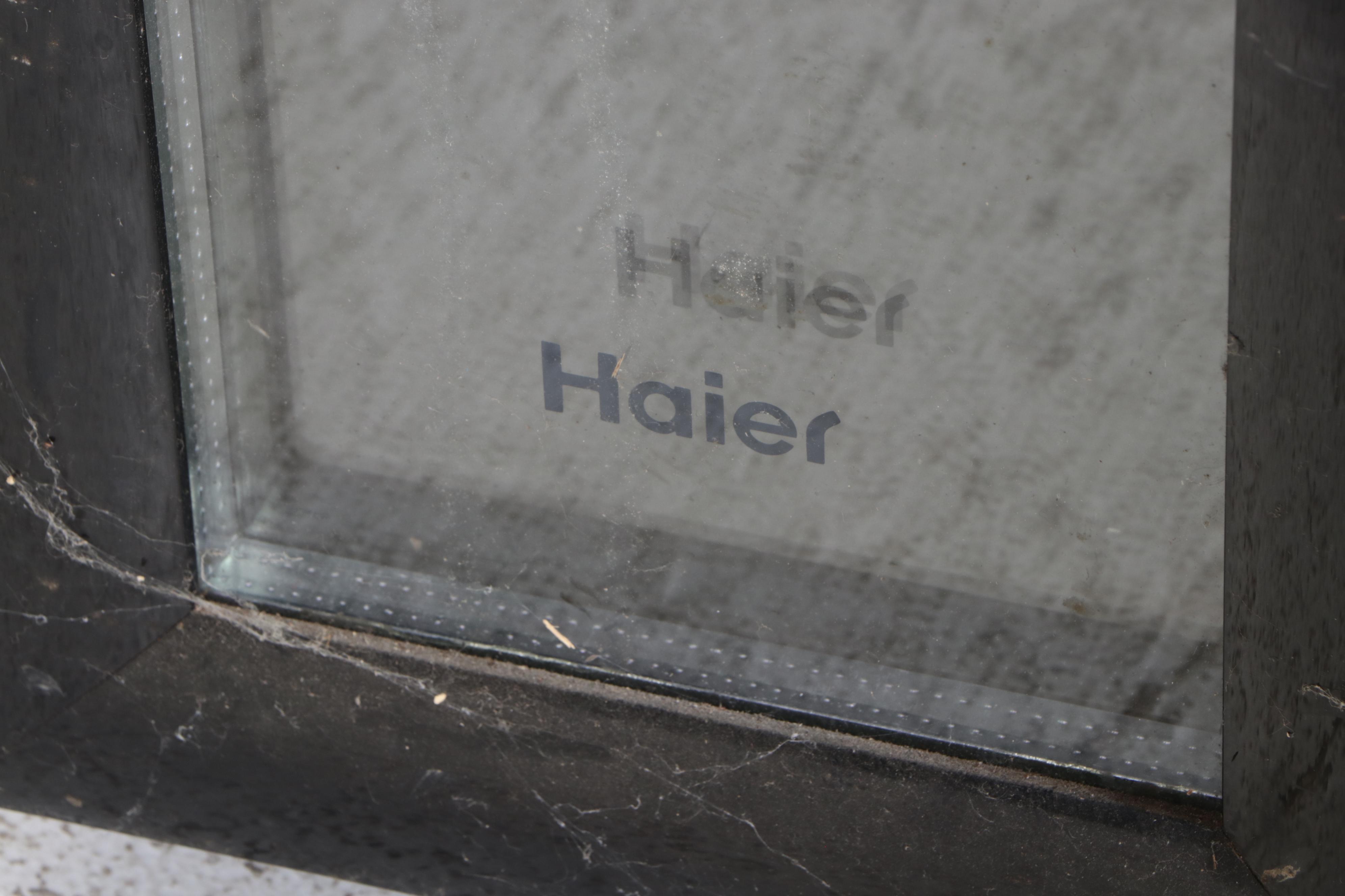 Haier 18-Bottle Capacity Black Wine Cooler