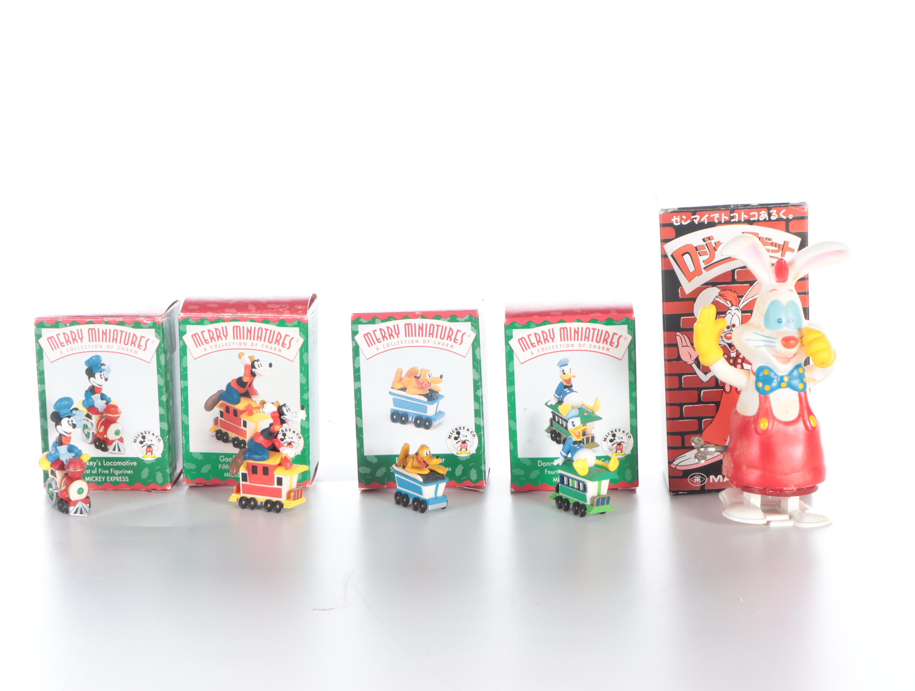 Disney Winnie-the-Pooh Keychains with Funk Pop! Elsa and More Toys