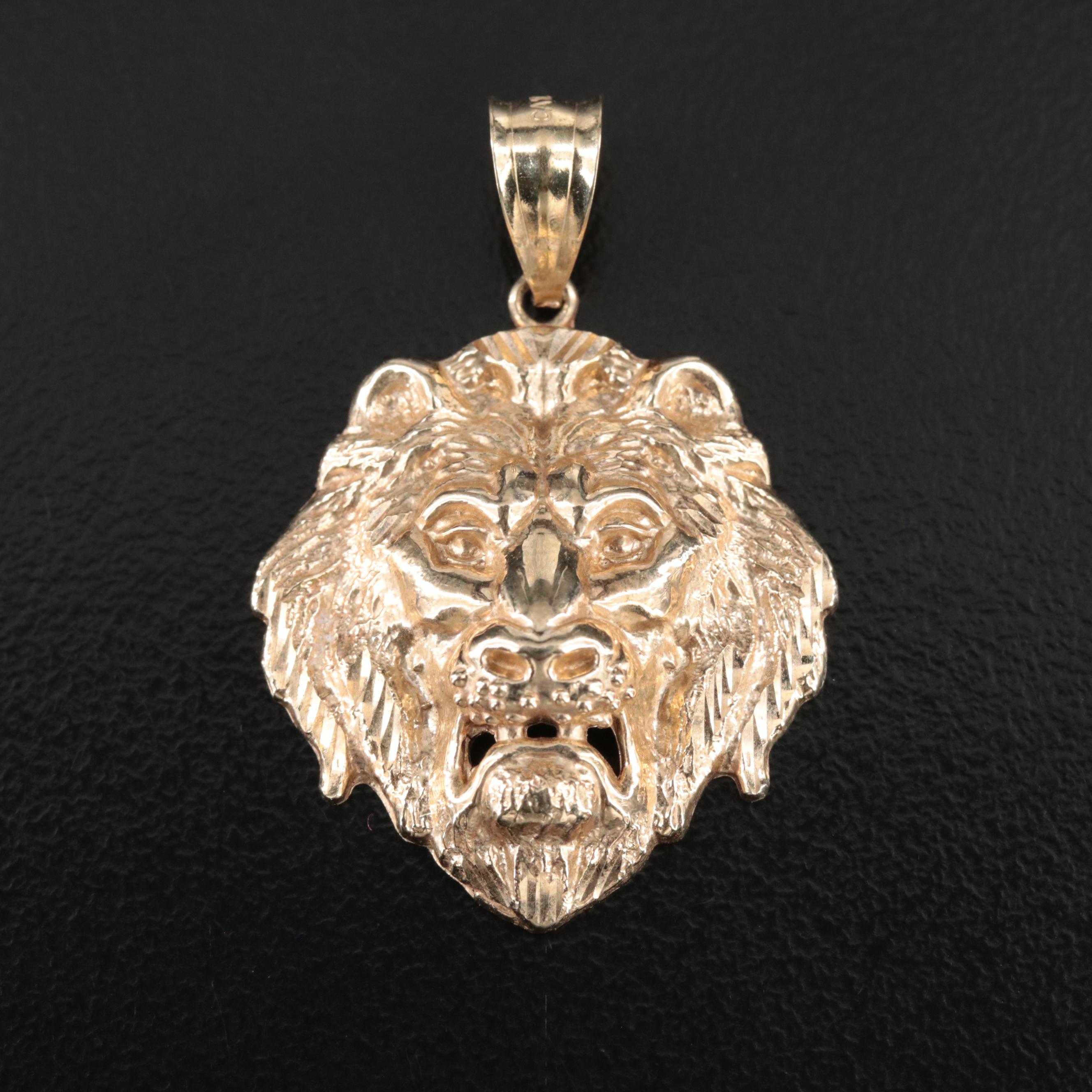 10K Lion Head Pendant