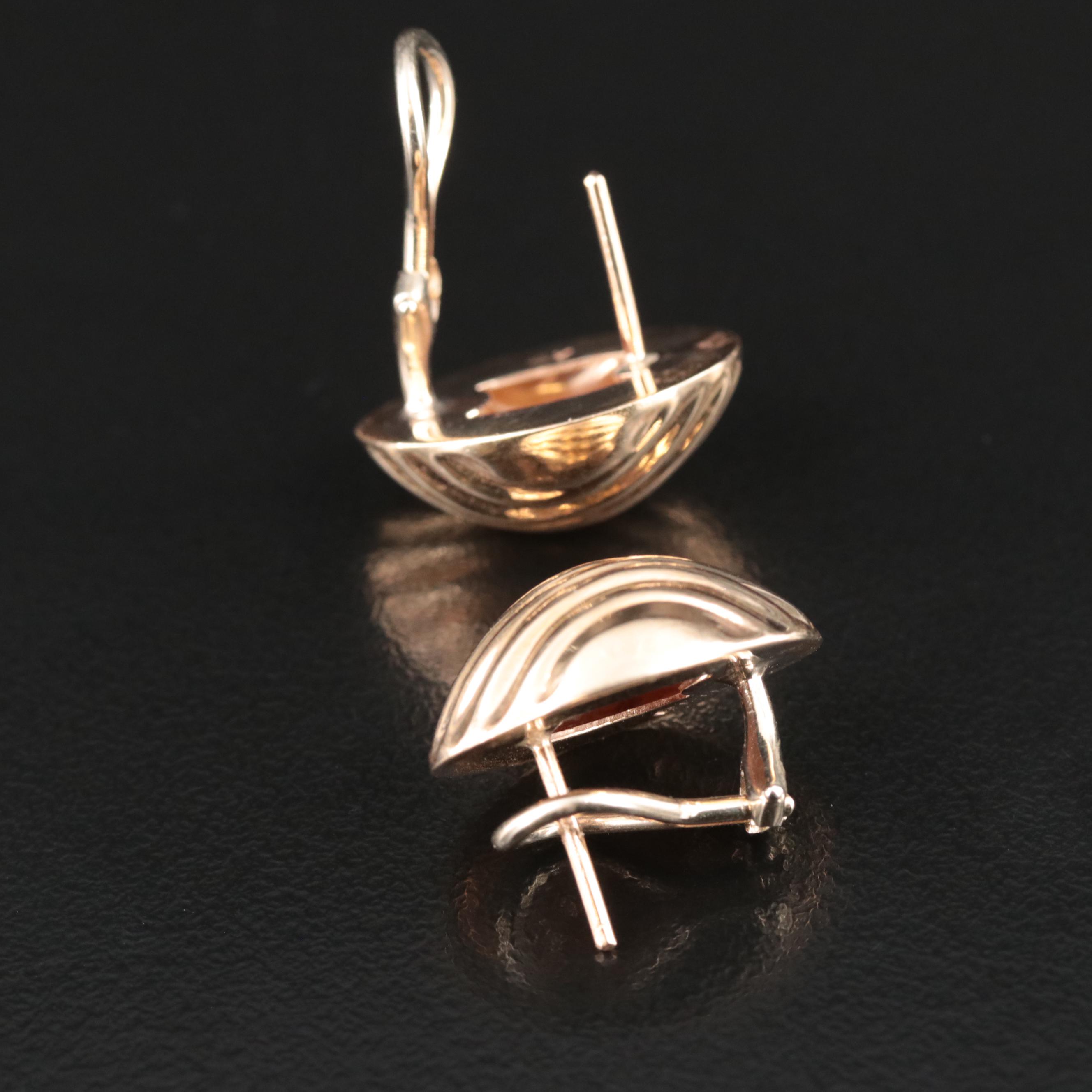 14K Fluted Button Earrings