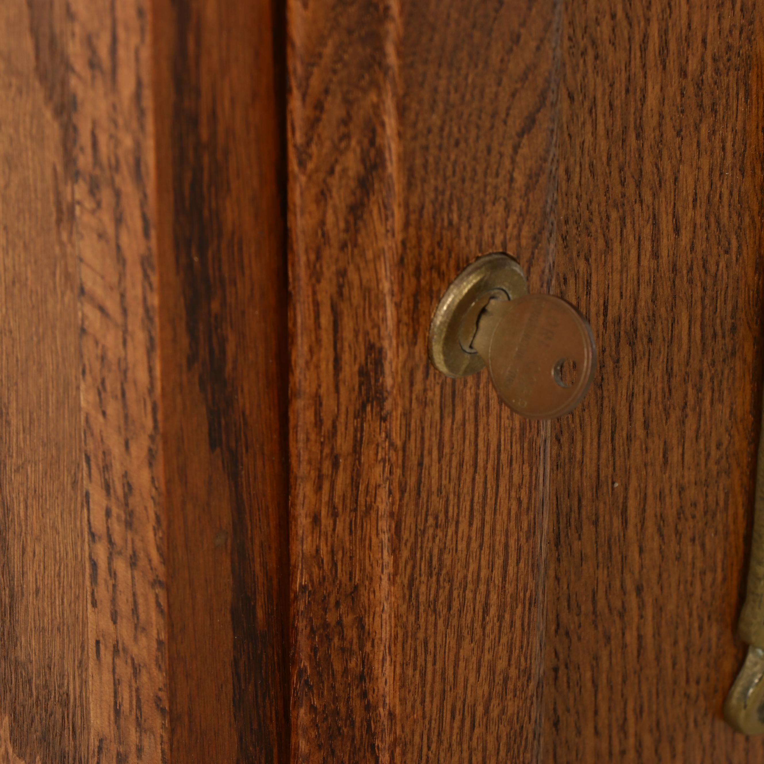 Art Nouveau Style Brass-Mounted Oak Slot Machine Cabinet, Late 20th Century