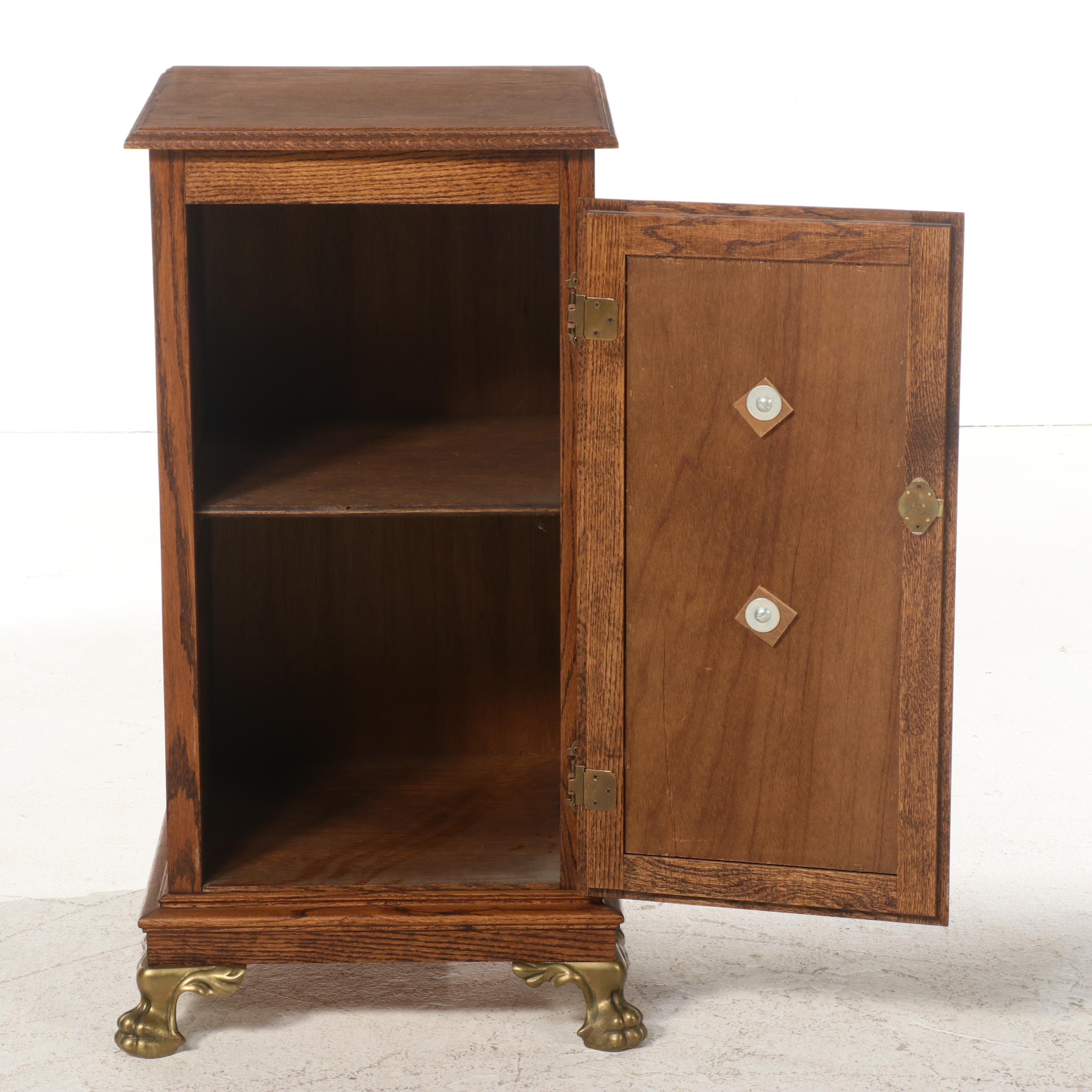 Art Nouveau Style Brass-Mounted Oak Slot Machine Cabinet, Late 20th Century