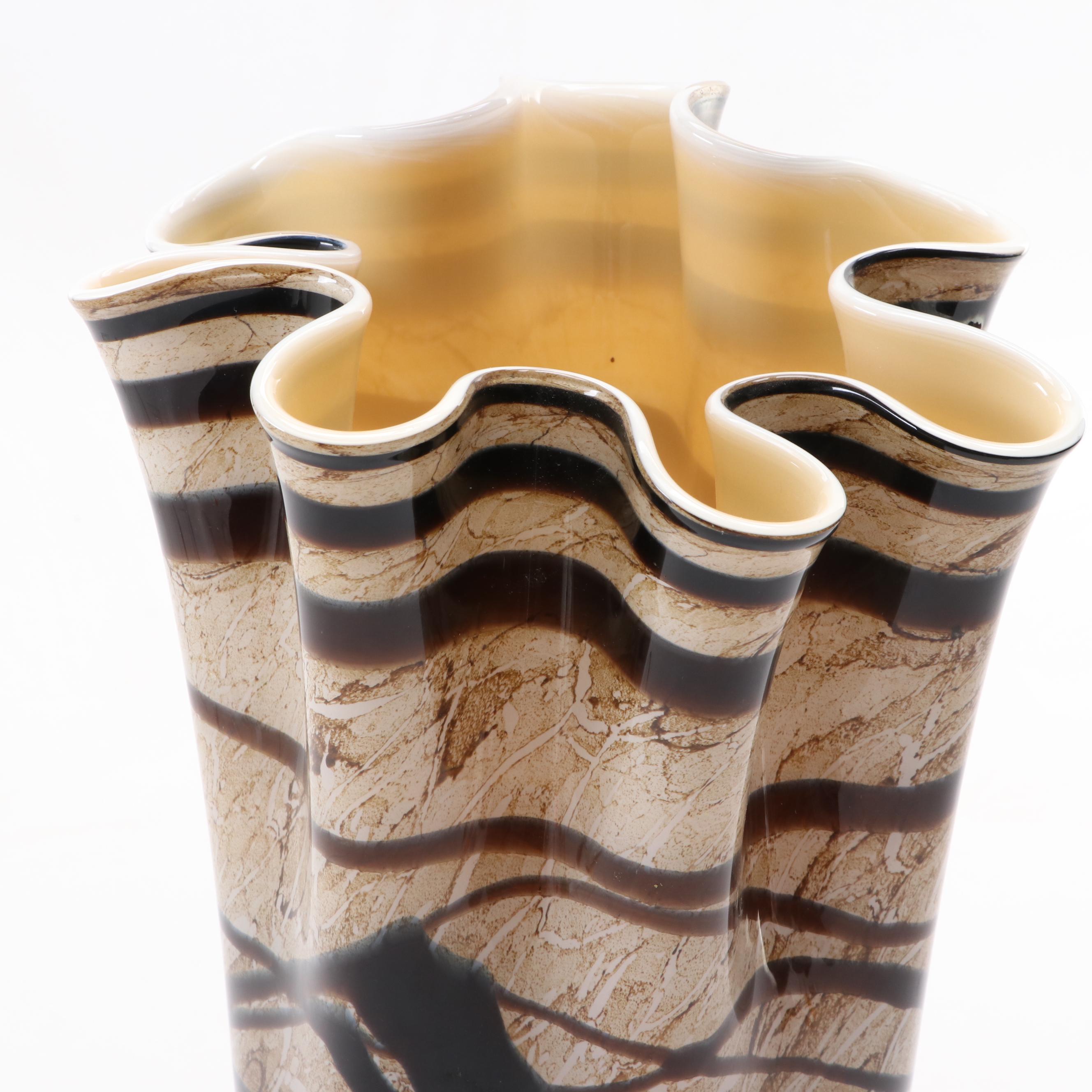 Józefina Polish Blown Art Glass Handkerchief Vase