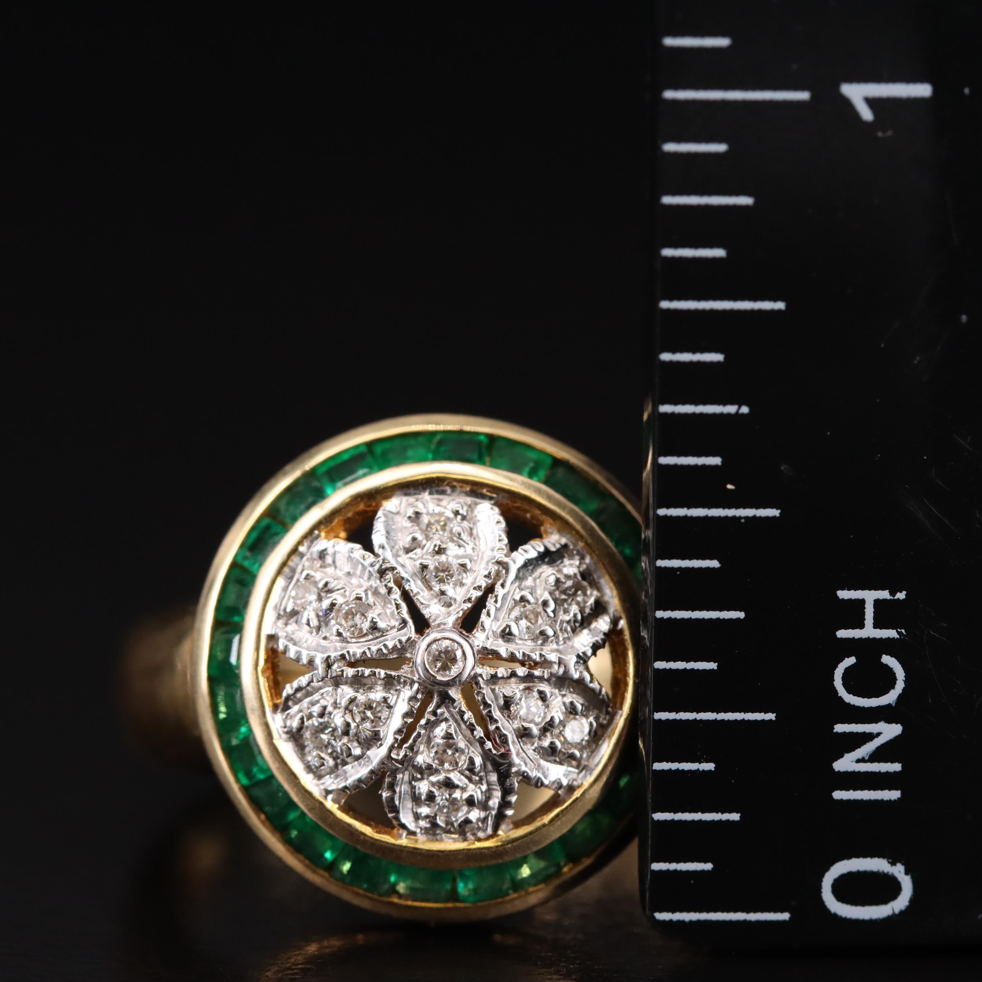 18K Diamond and Emerald Flower Ring