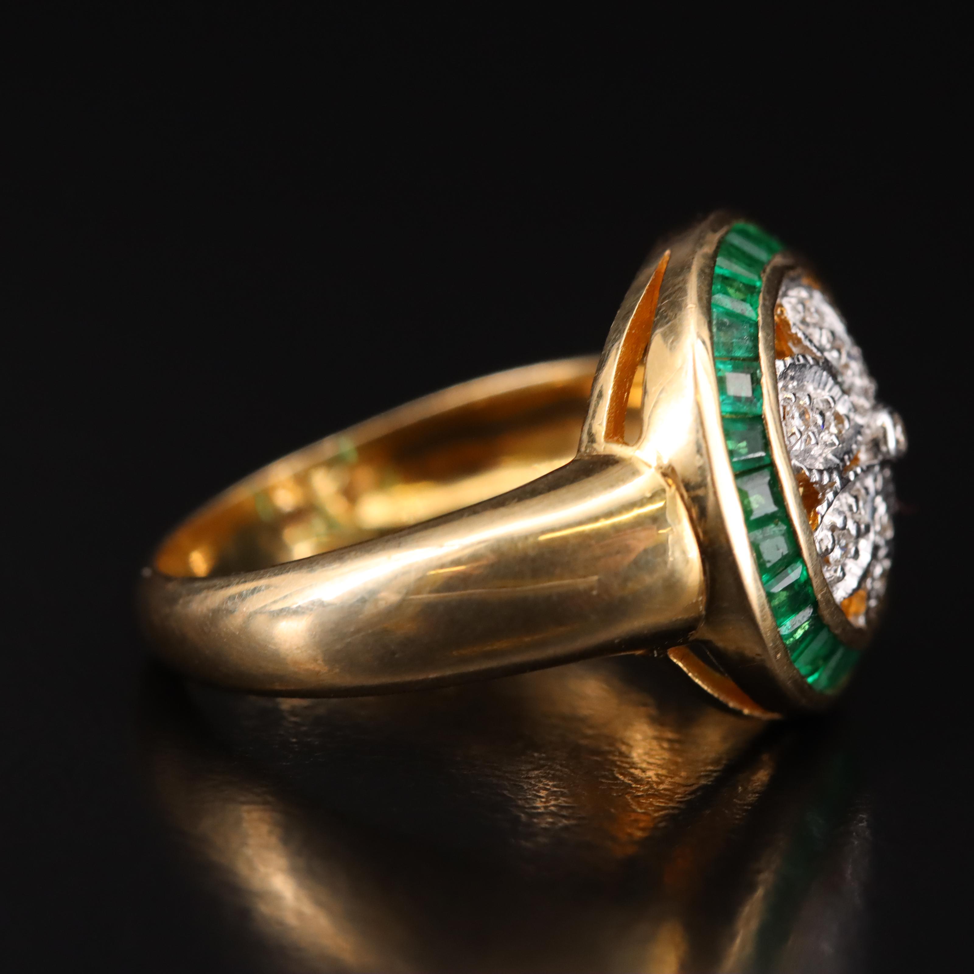 18K Diamond and Emerald Flower Ring