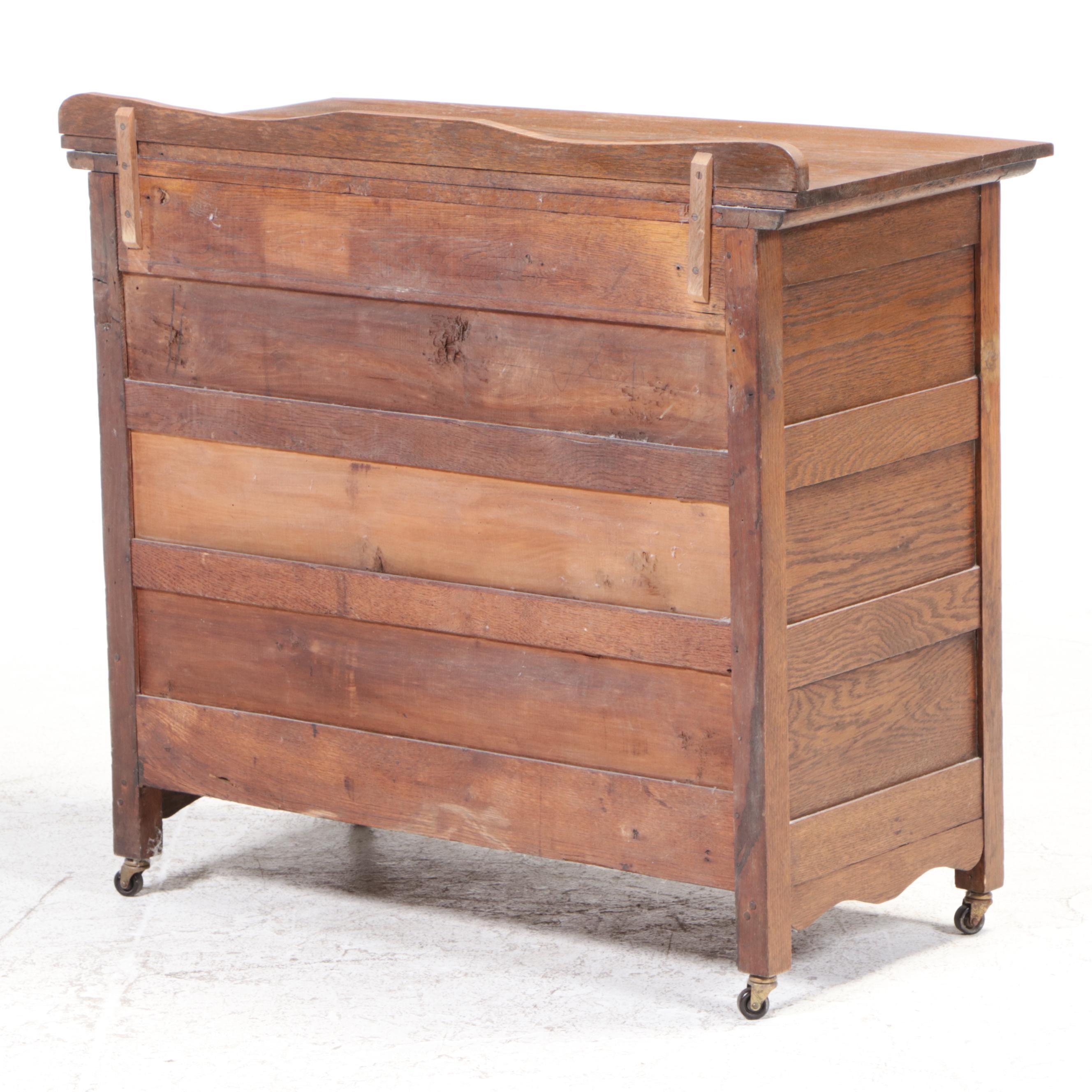 Late Victorian Oak Three-Drawer Chest, Early 20th Century