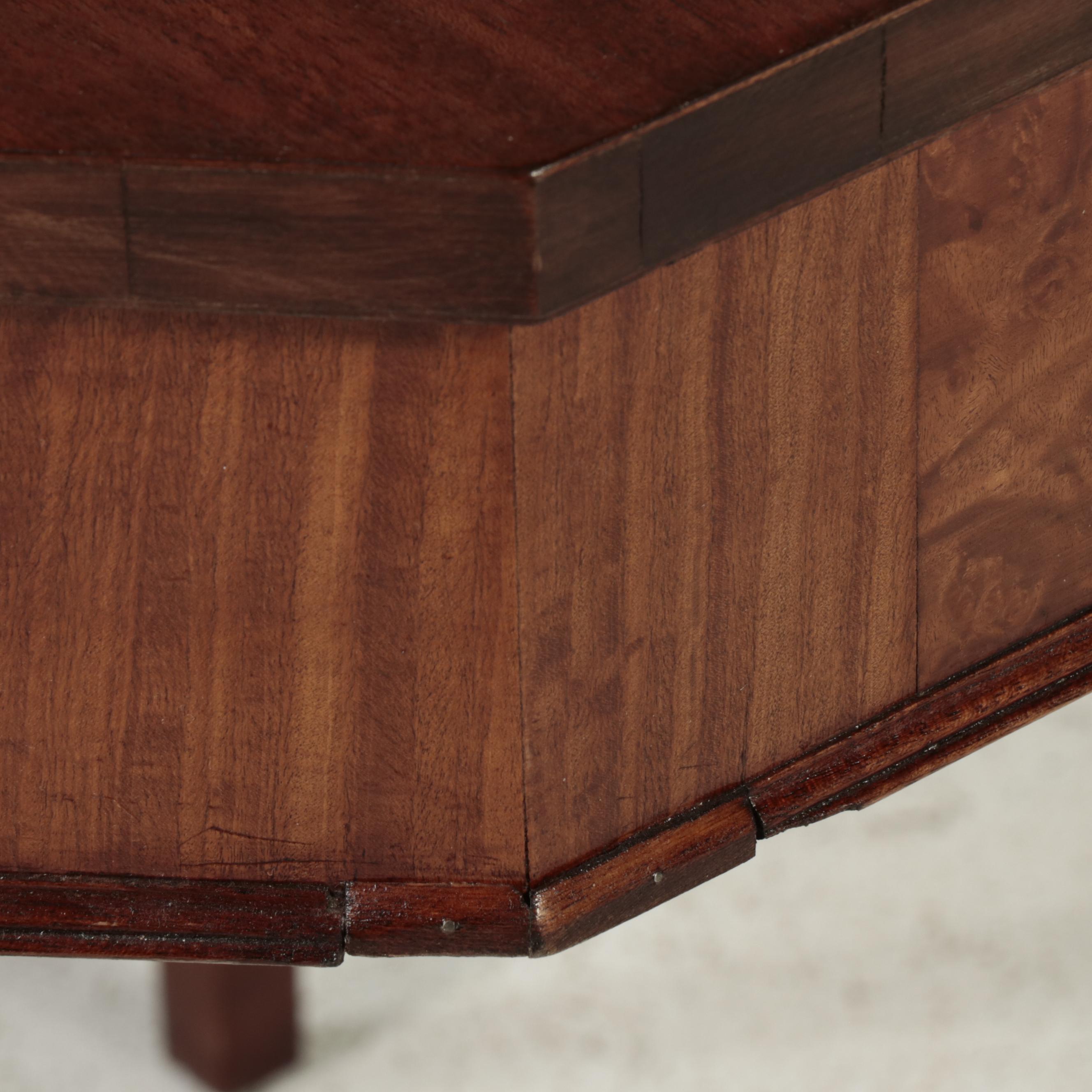 Hepplewhite Style Mahogany Side Table, Late 20th Century