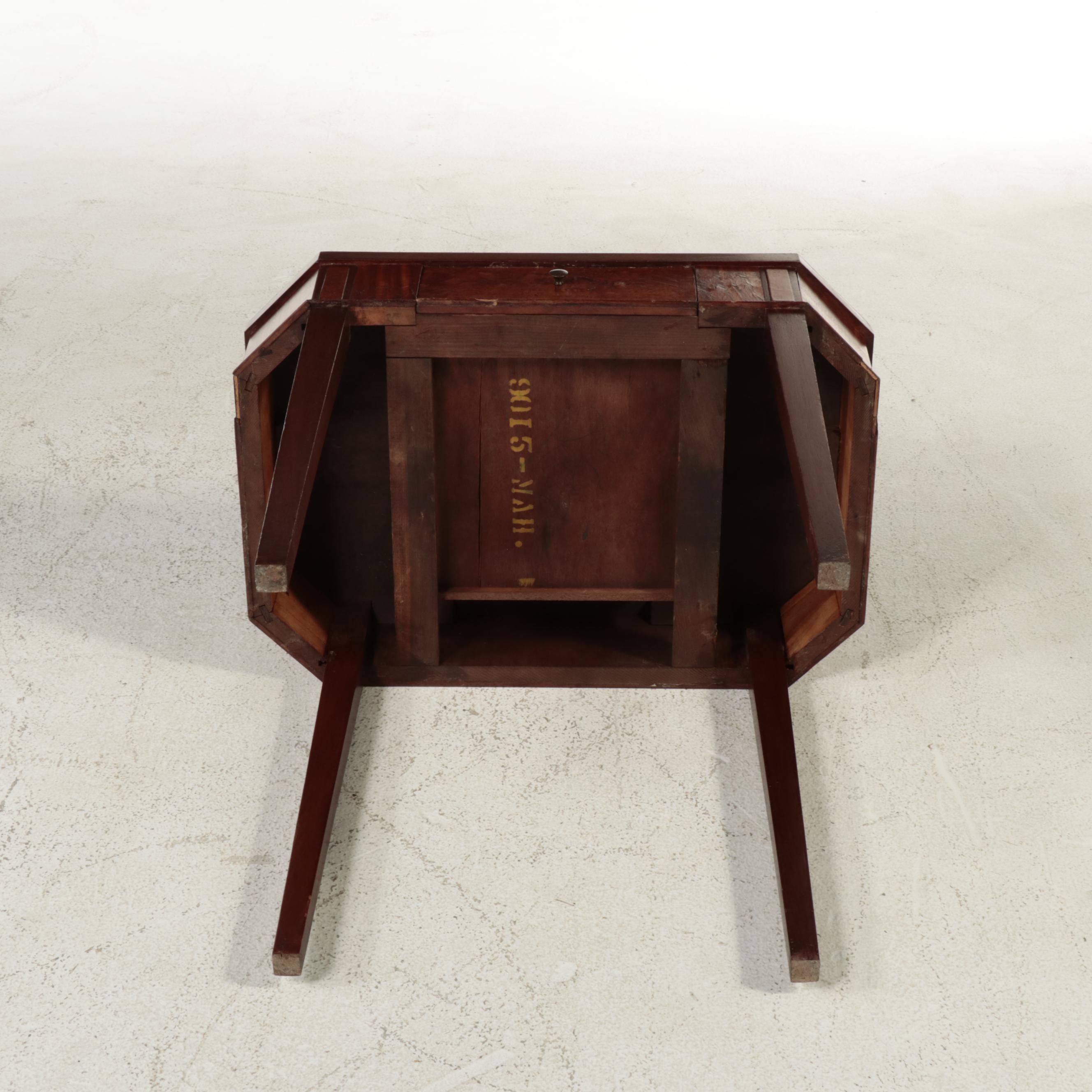 Hepplewhite Style Mahogany Side Table, Late 20th Century