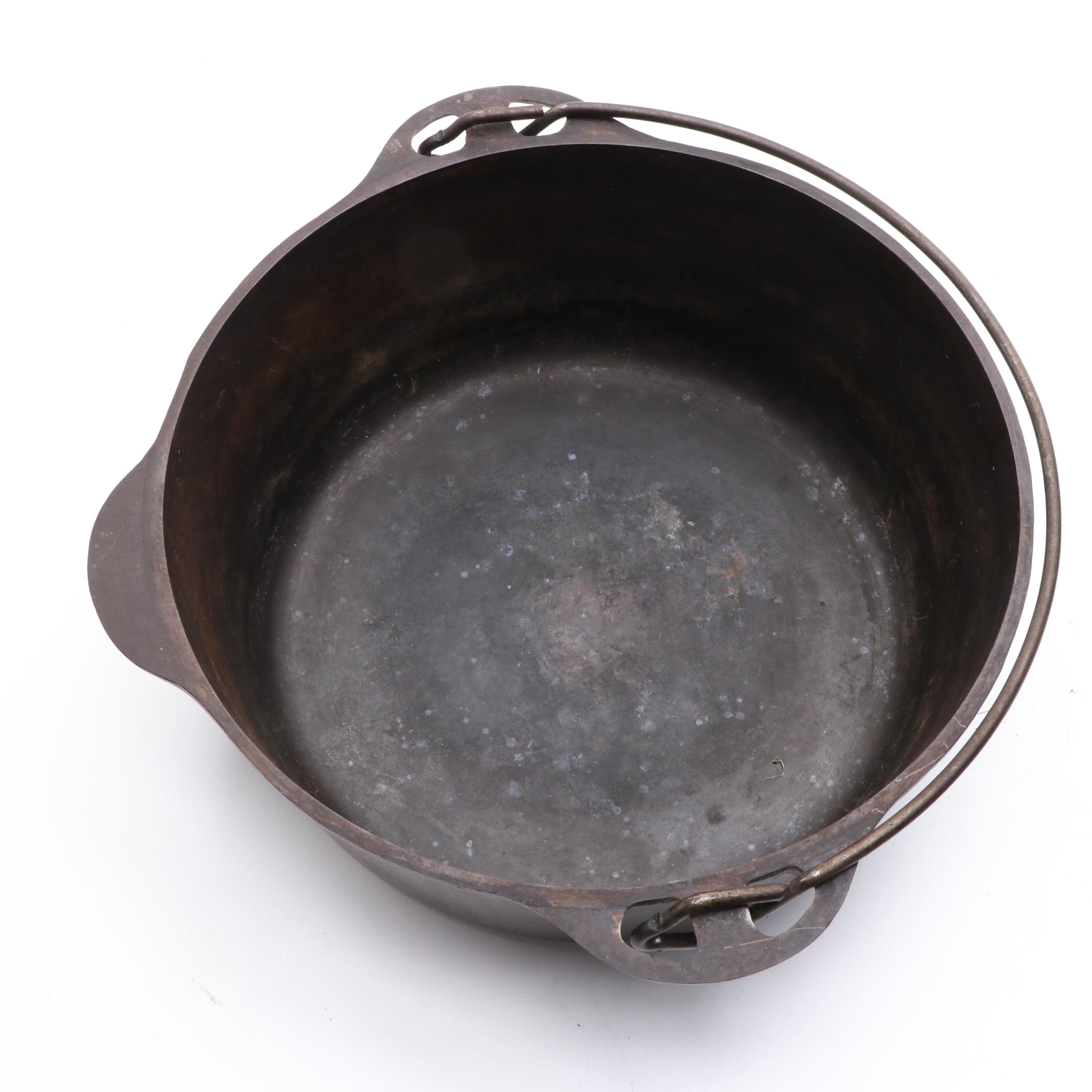 Griswold Cast Iron Dutch Oven, 20th Century