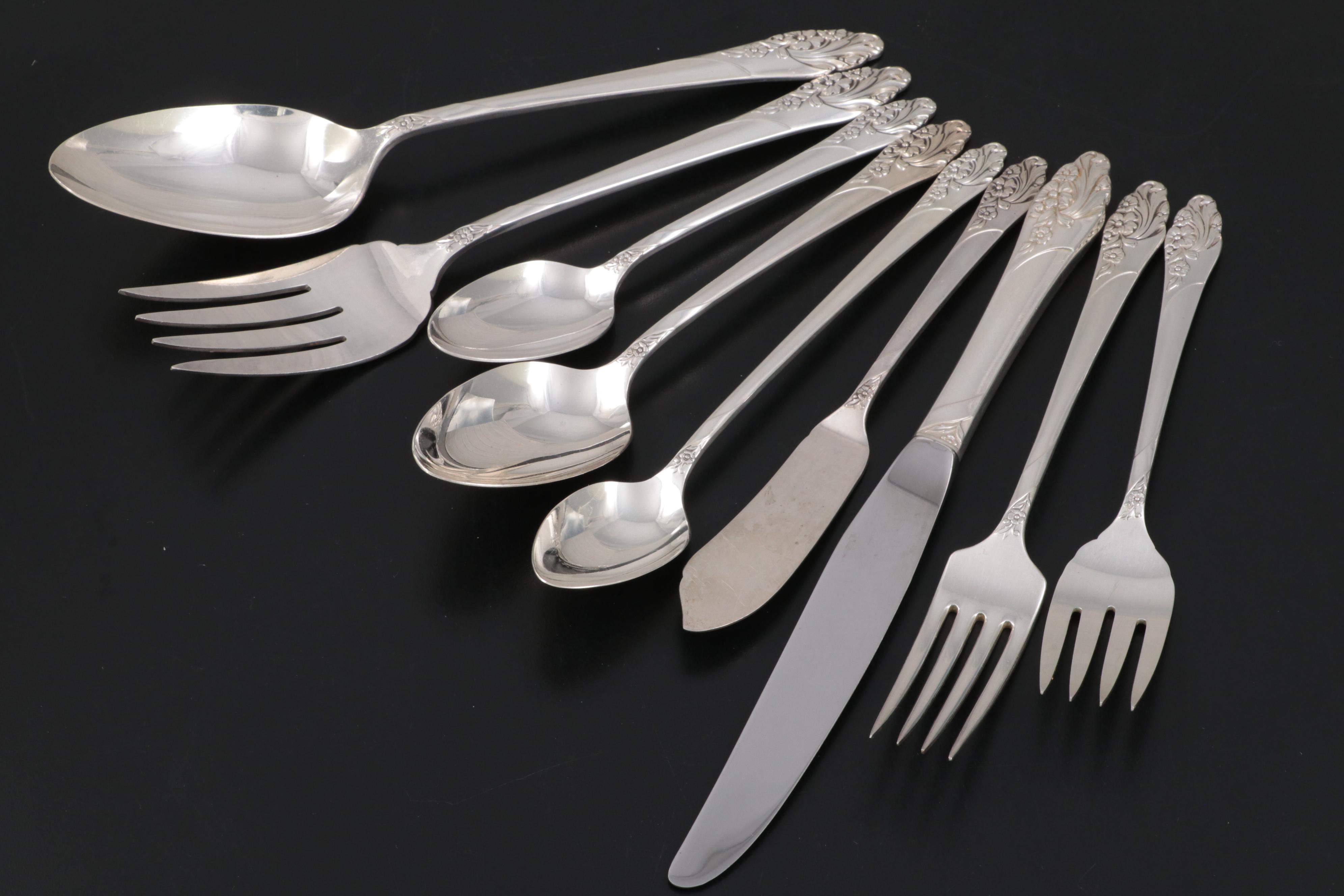 Oneida Community "Evening Star" Silver Plate Flatware in Wood Heart Box, c. 1955