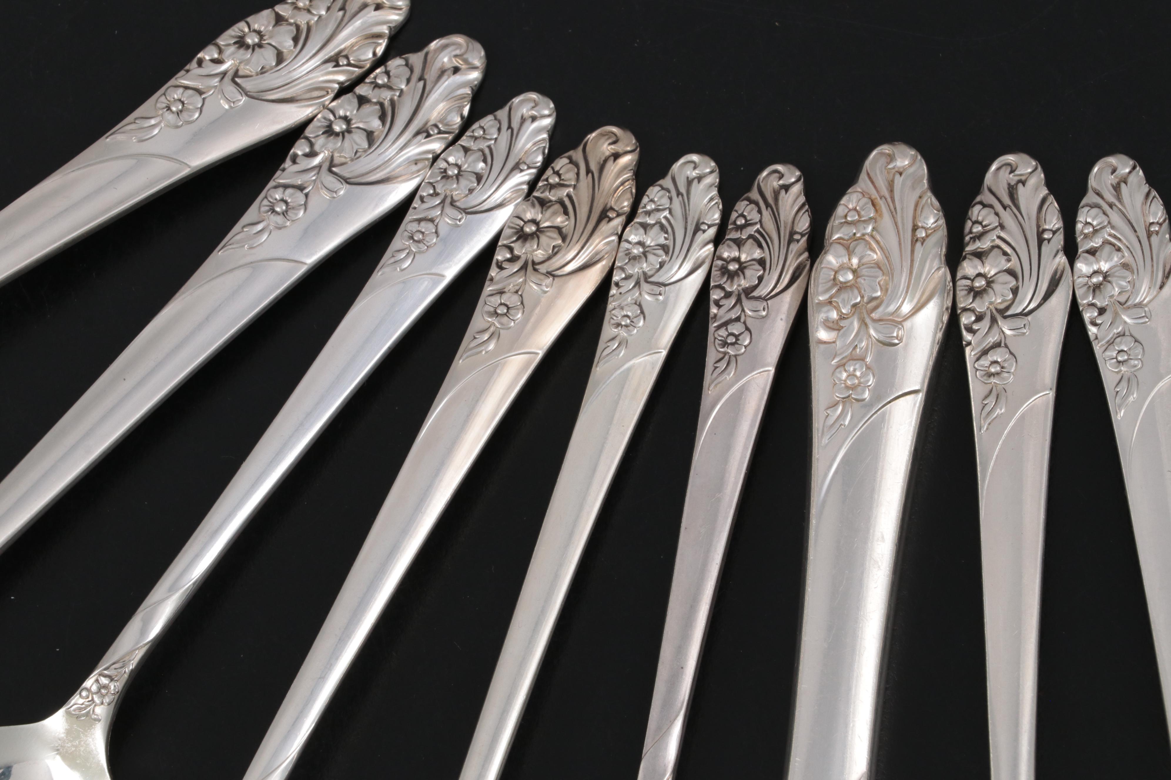 Oneida Community "Evening Star" Silver Plate Flatware in Wood Heart Box, c. 1955