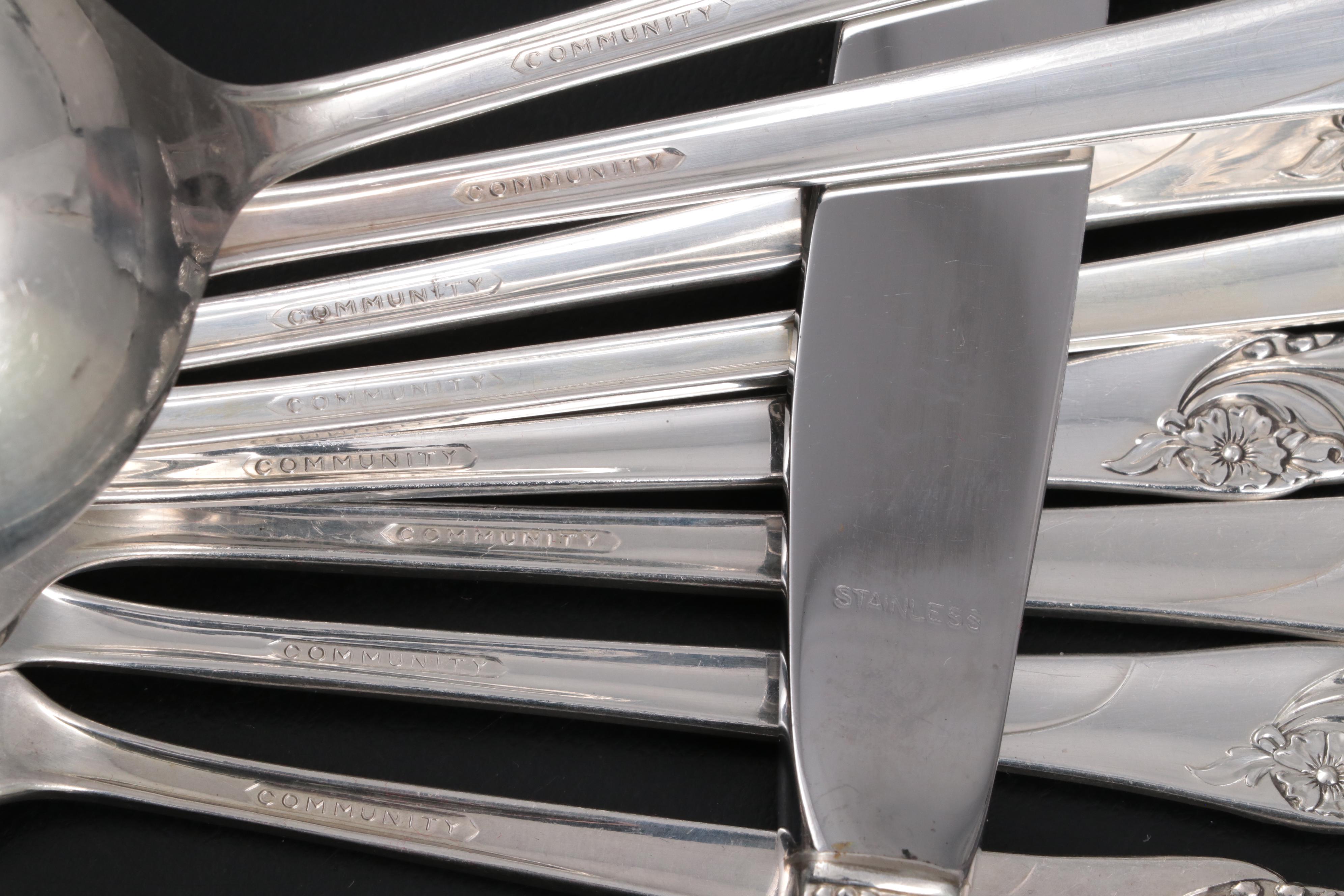 Oneida Community "Evening Star" Silver Plate Flatware in Wood Heart Box, c. 1955