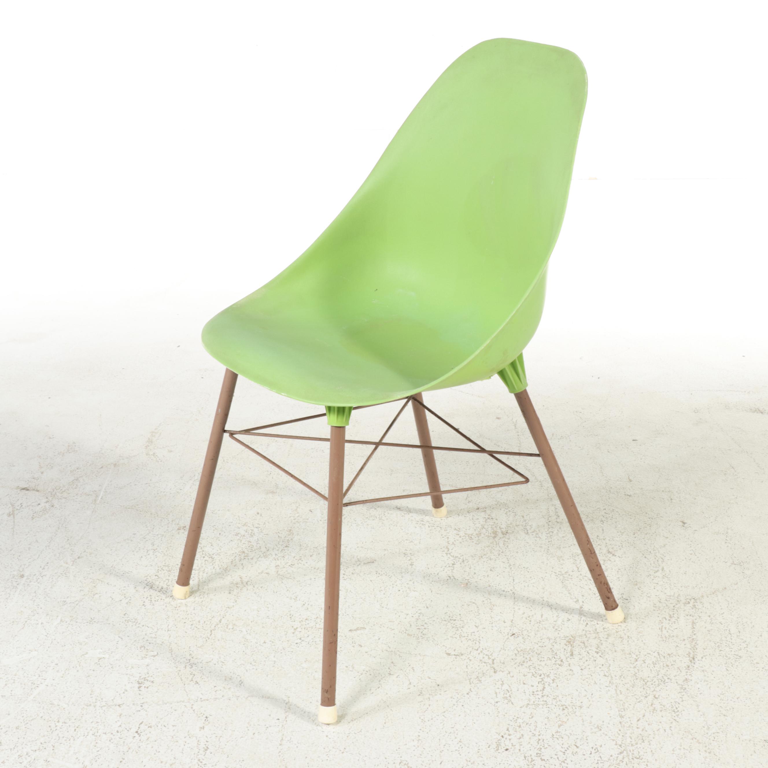 MCM Viking Electric Sewing Machine With Table and Chair