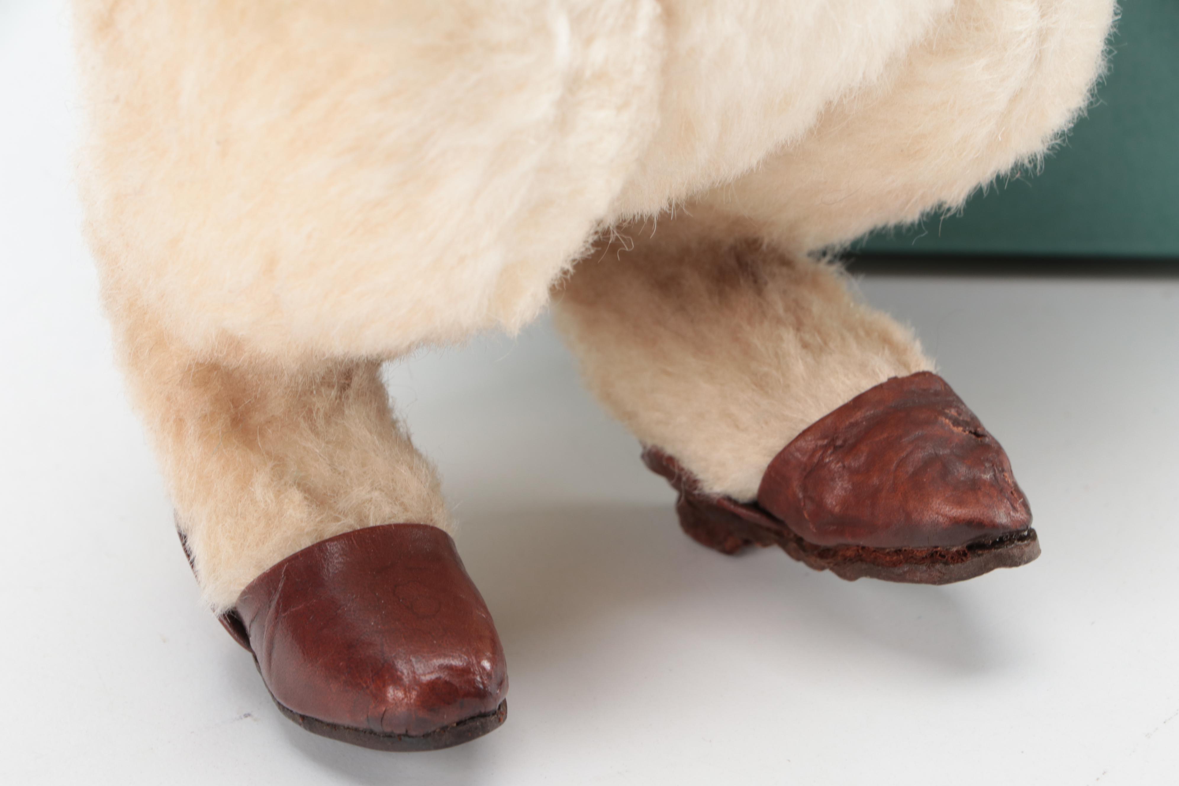 R. John Wright Beatrix Potter Collection "Peter Rabbit" Stuffed Toy, 1999