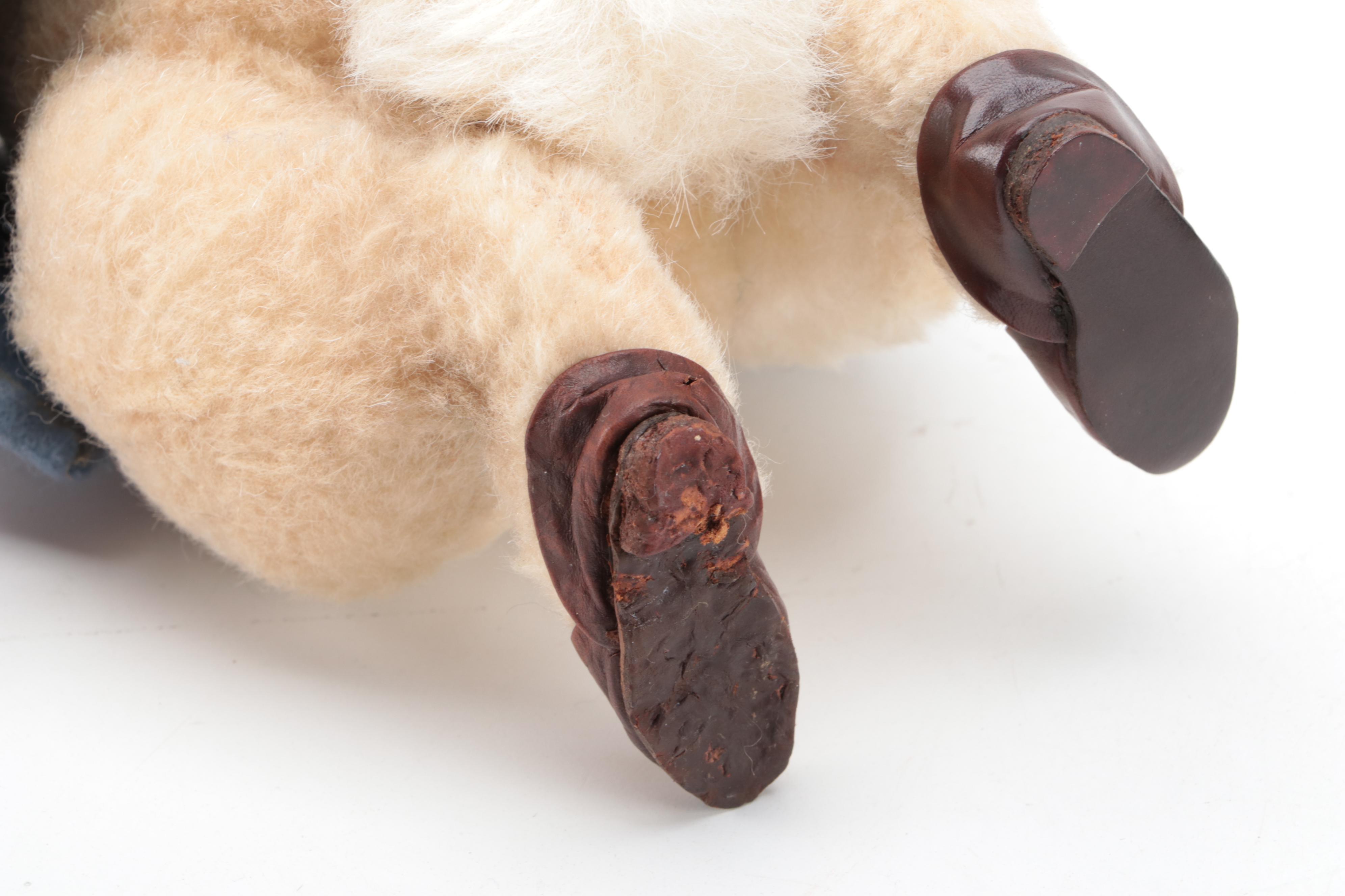 R. John Wright Beatrix Potter Collection "Peter Rabbit" Stuffed Toy, 1999