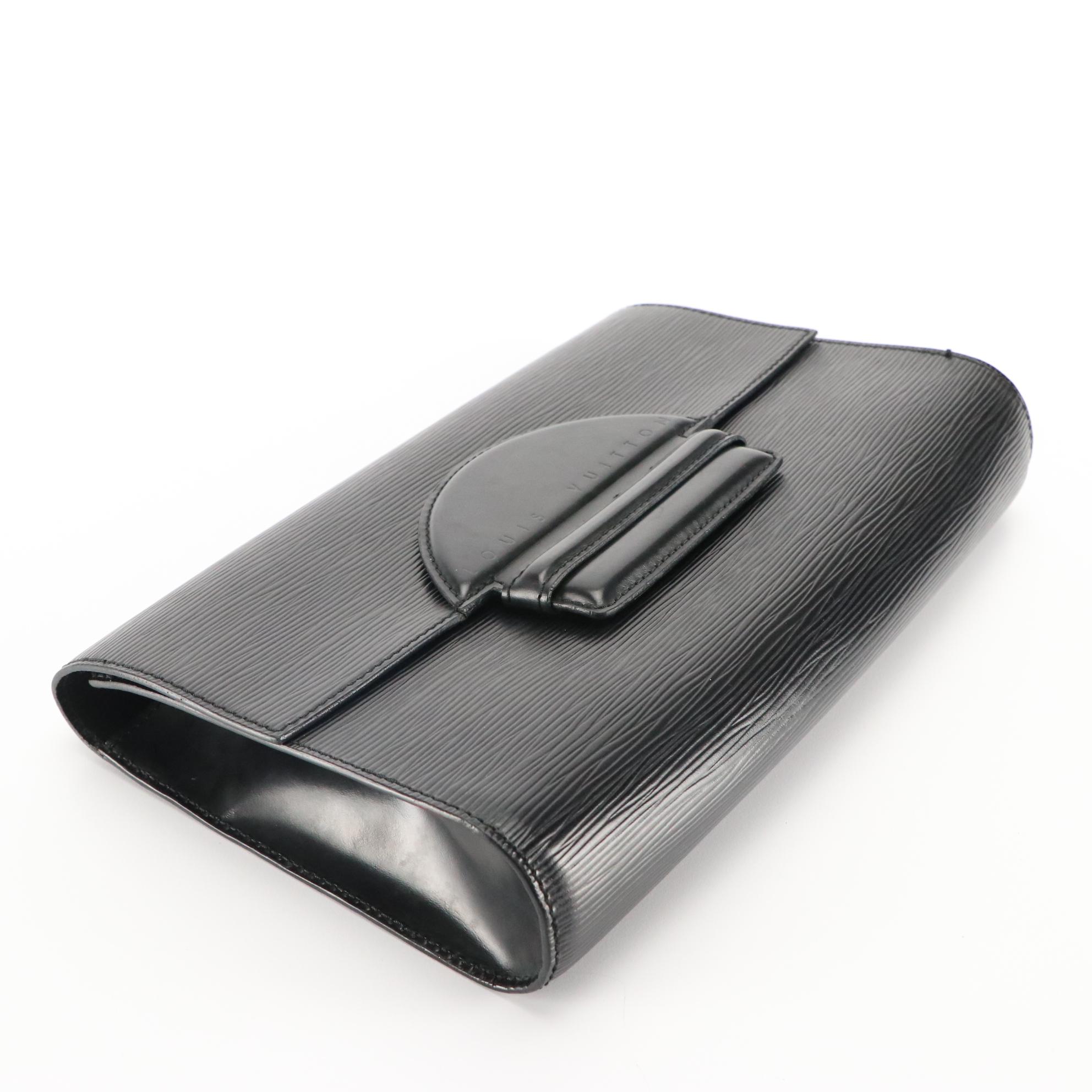 Louis Vuitton Black Epi Leather Chaillot Clutch