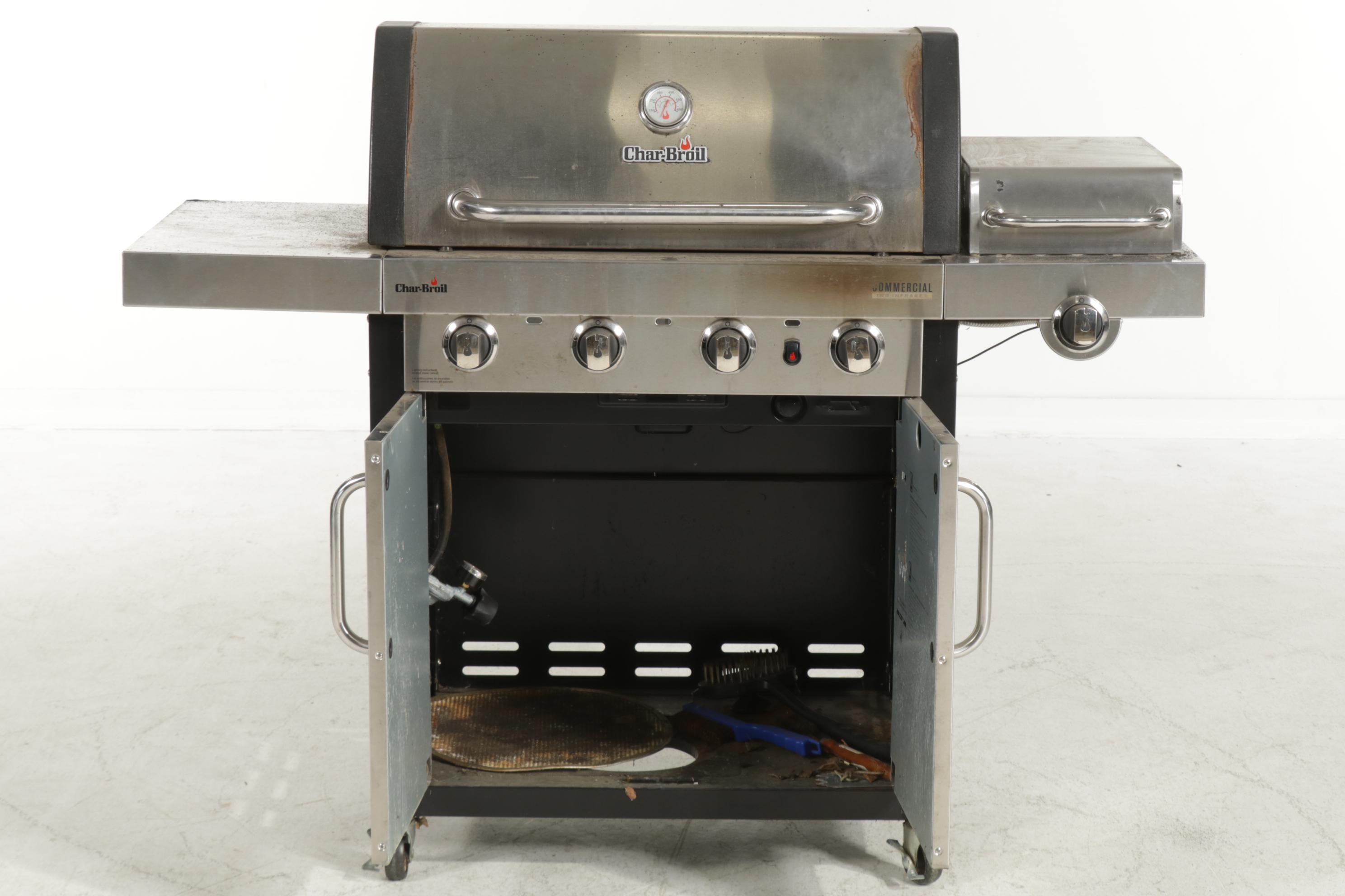Char-Broil Commercial Series Stainless/Black 4-Burner LP Infrared Gas Grill
