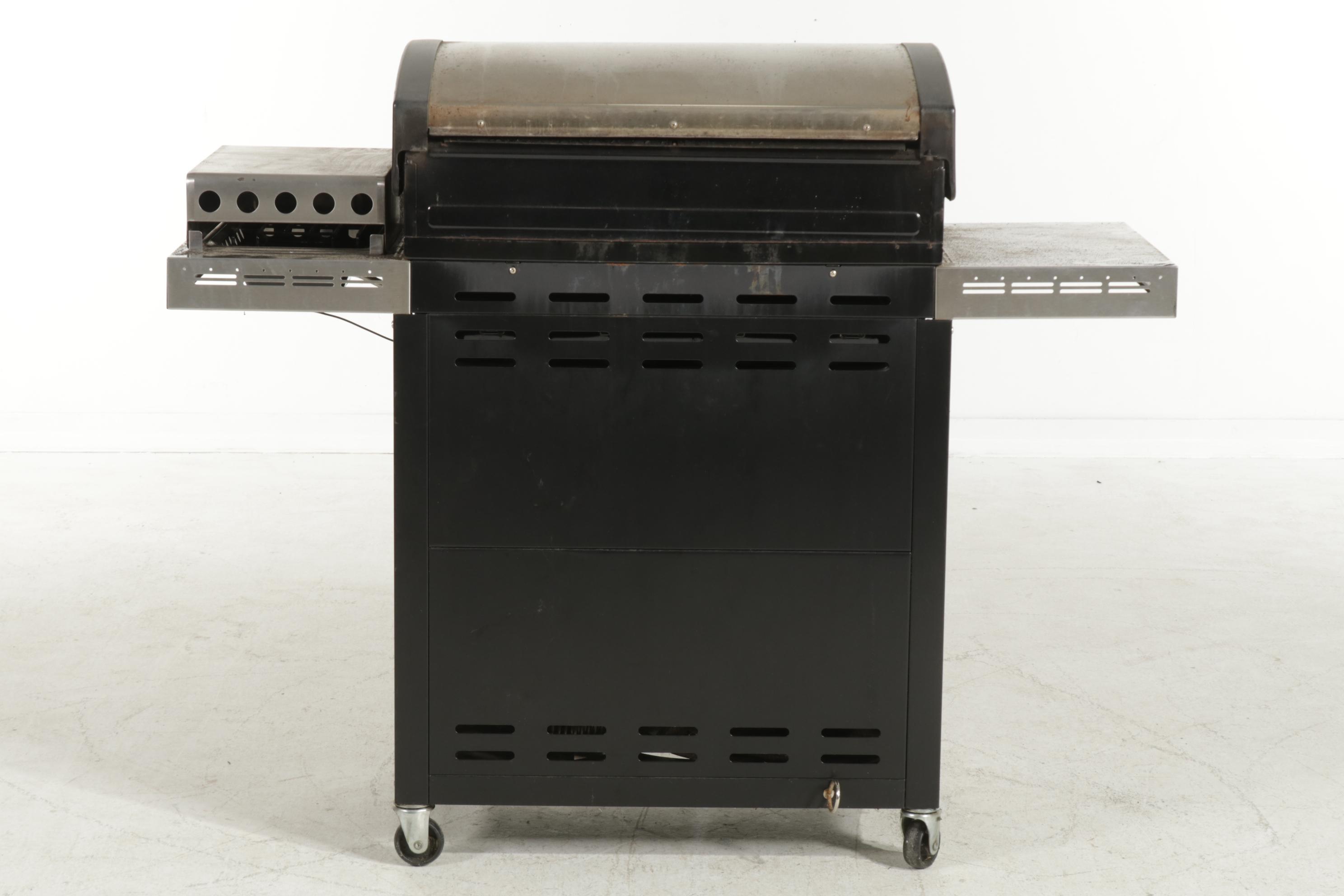 Char-Broil Commercial Series Stainless/Black 4-Burner LP Infrared Gas Grill