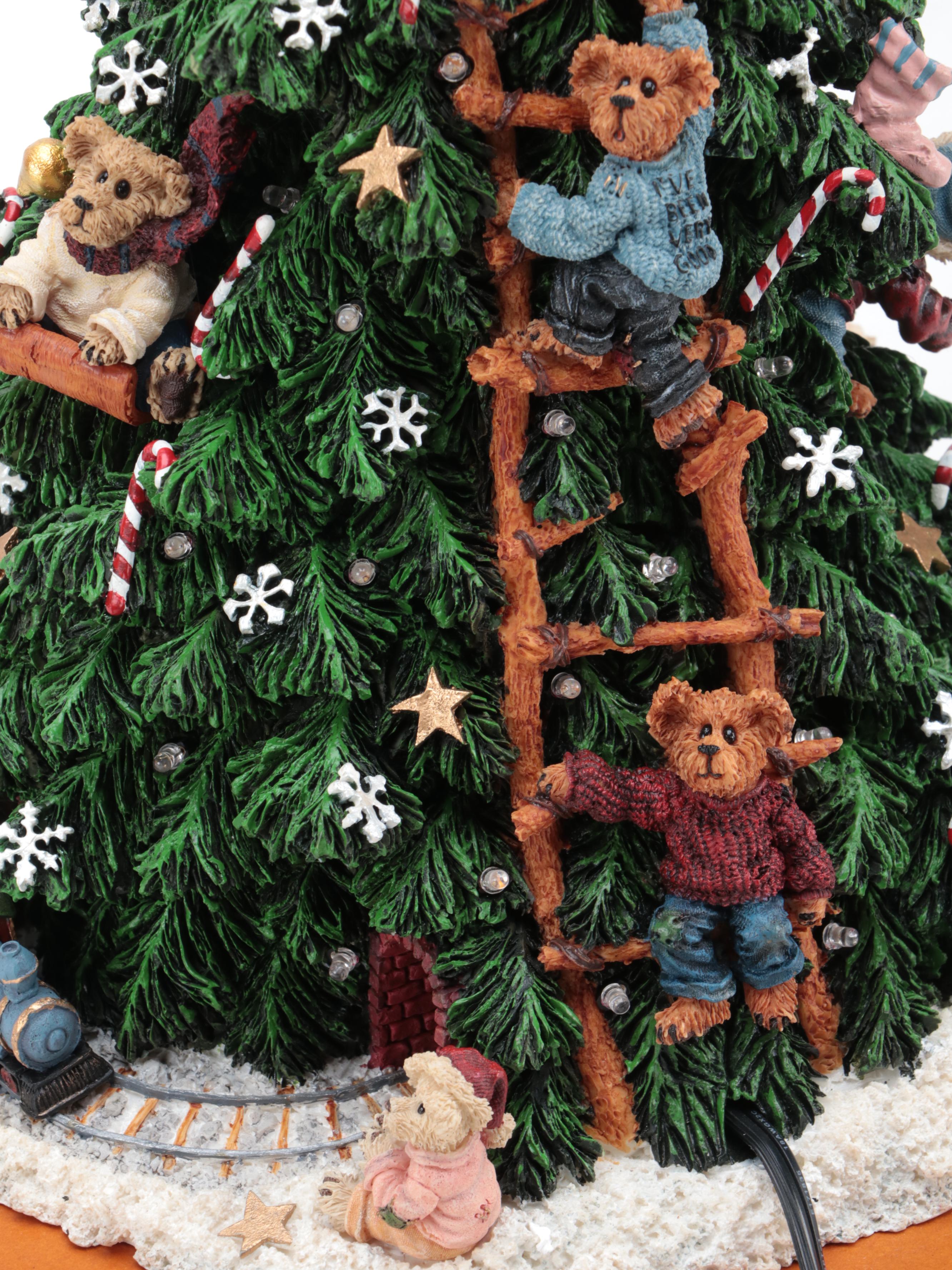 Boyds Bears Resin Light Up Christmas Tree Figurine