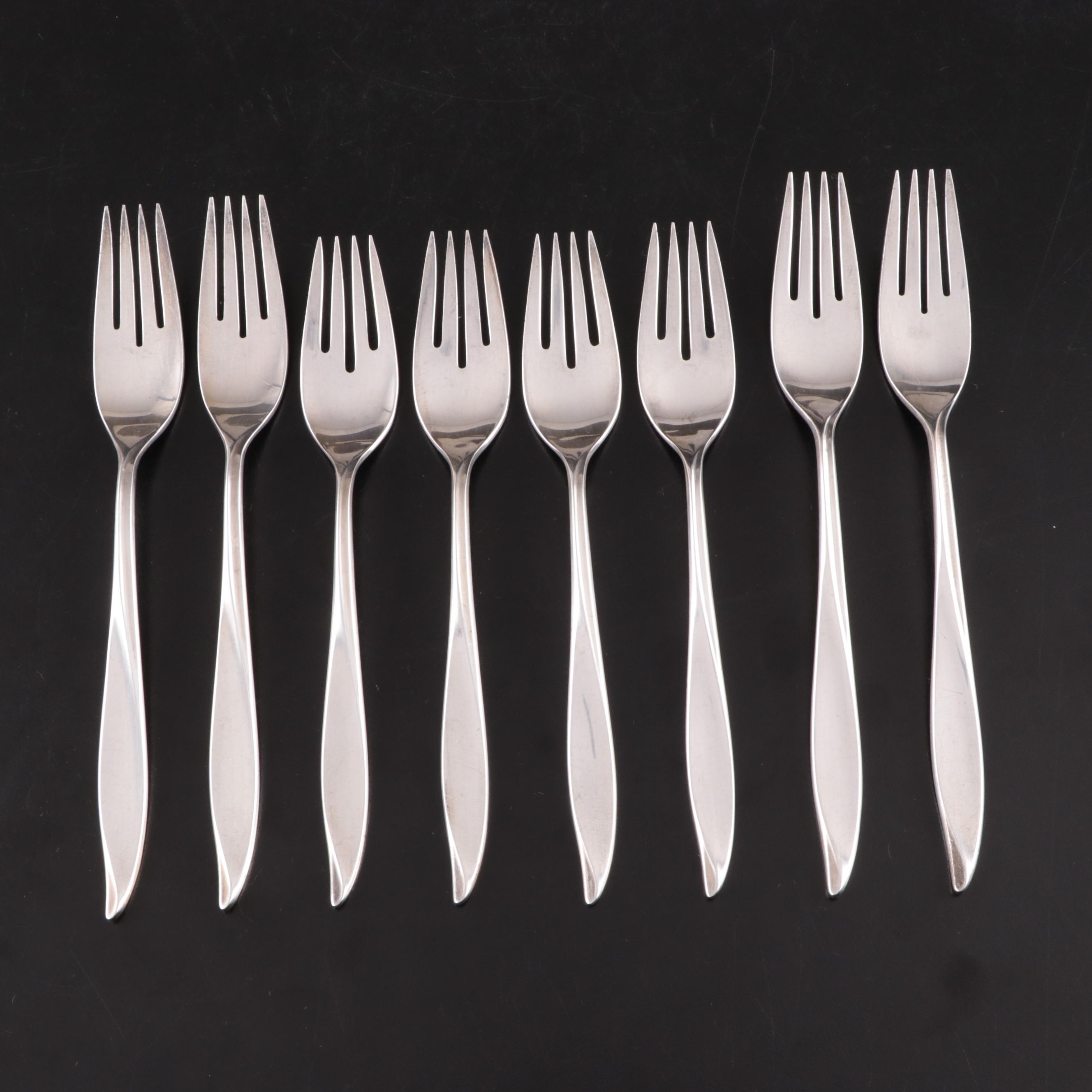 Oneida Heirloom "Vivant" Sterling Silver Flatware