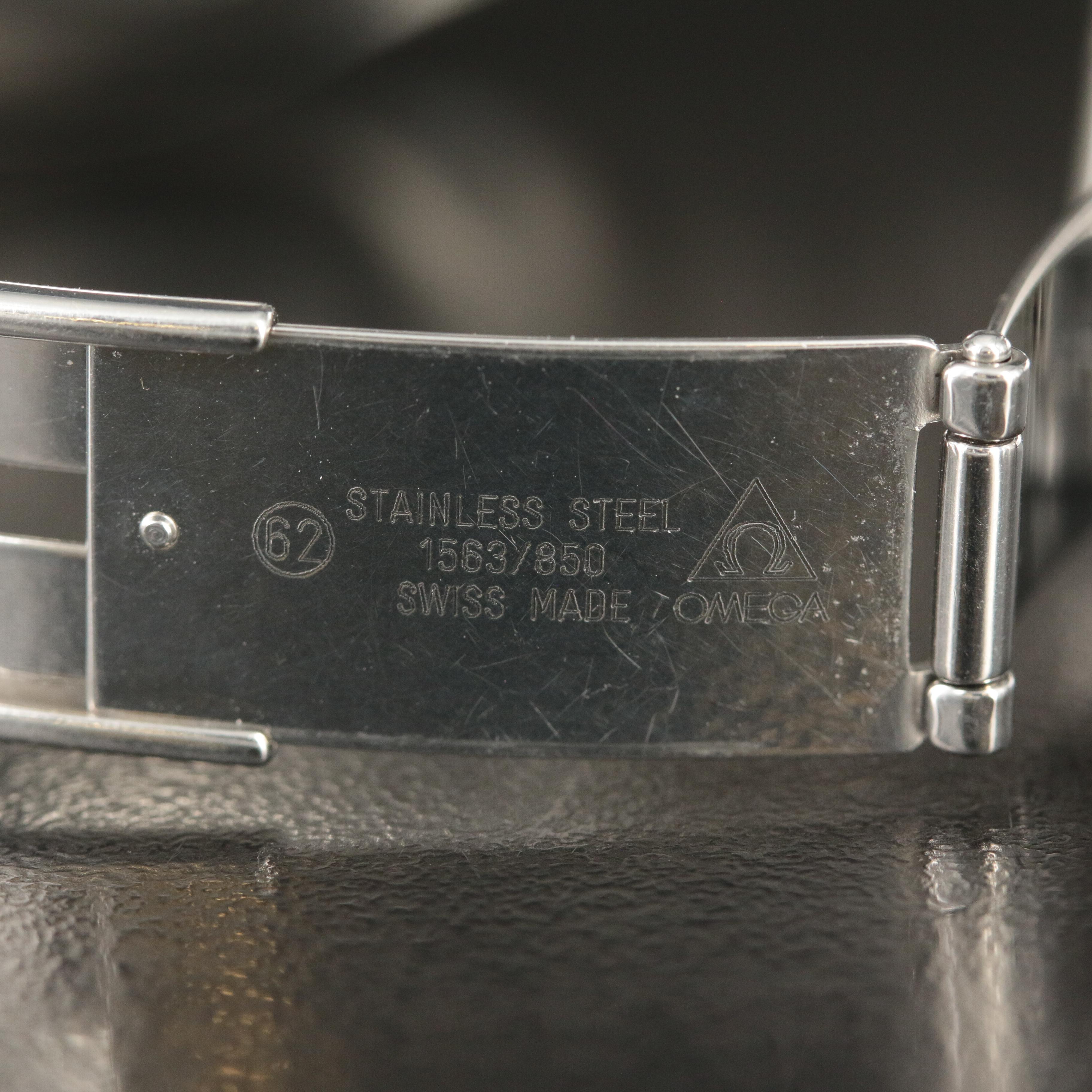 Omega Speedmaster Date Black 39MM Bracelet Automatic Watch