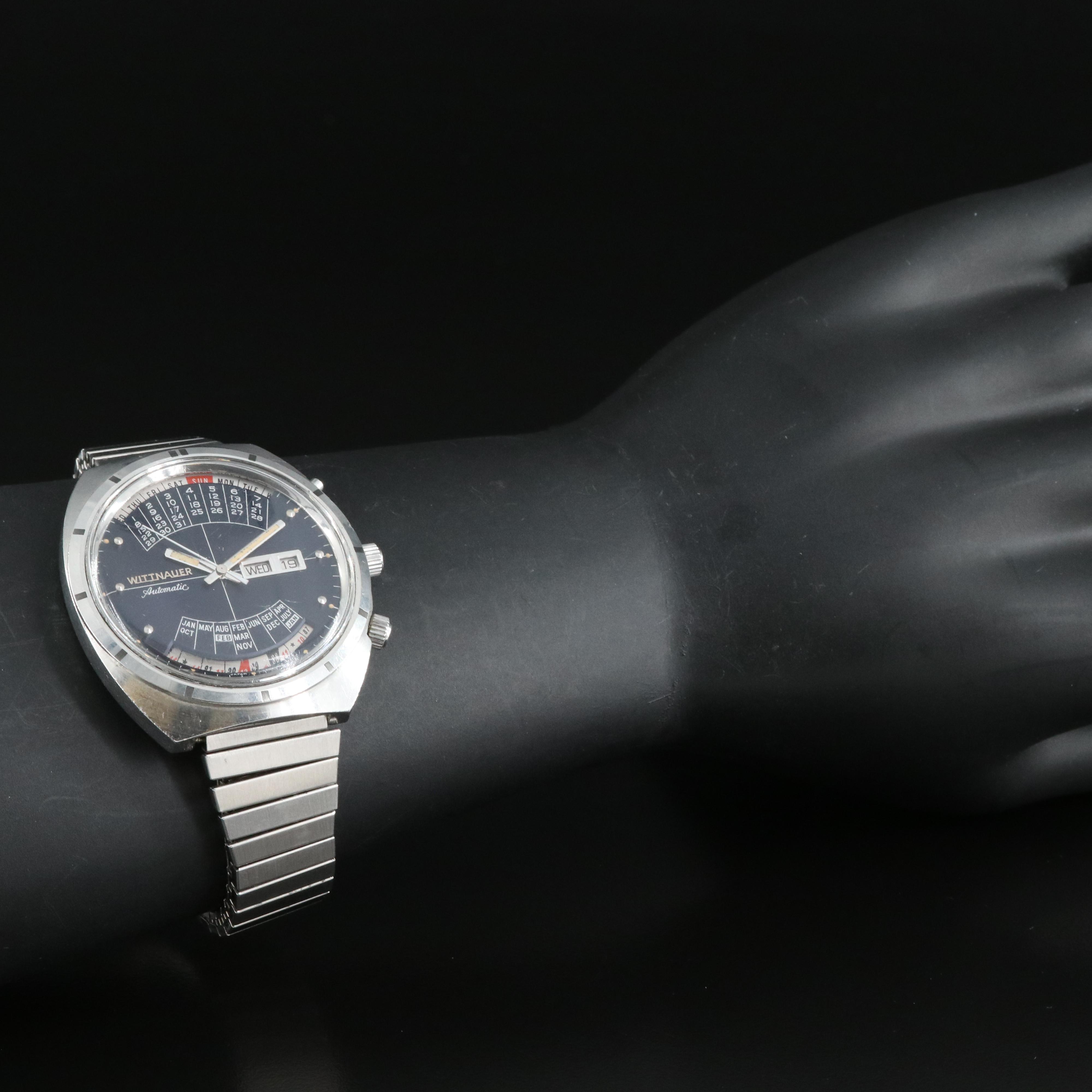 Vintage Wittnauer 2000 Perpetual Calendar Automatic Watch