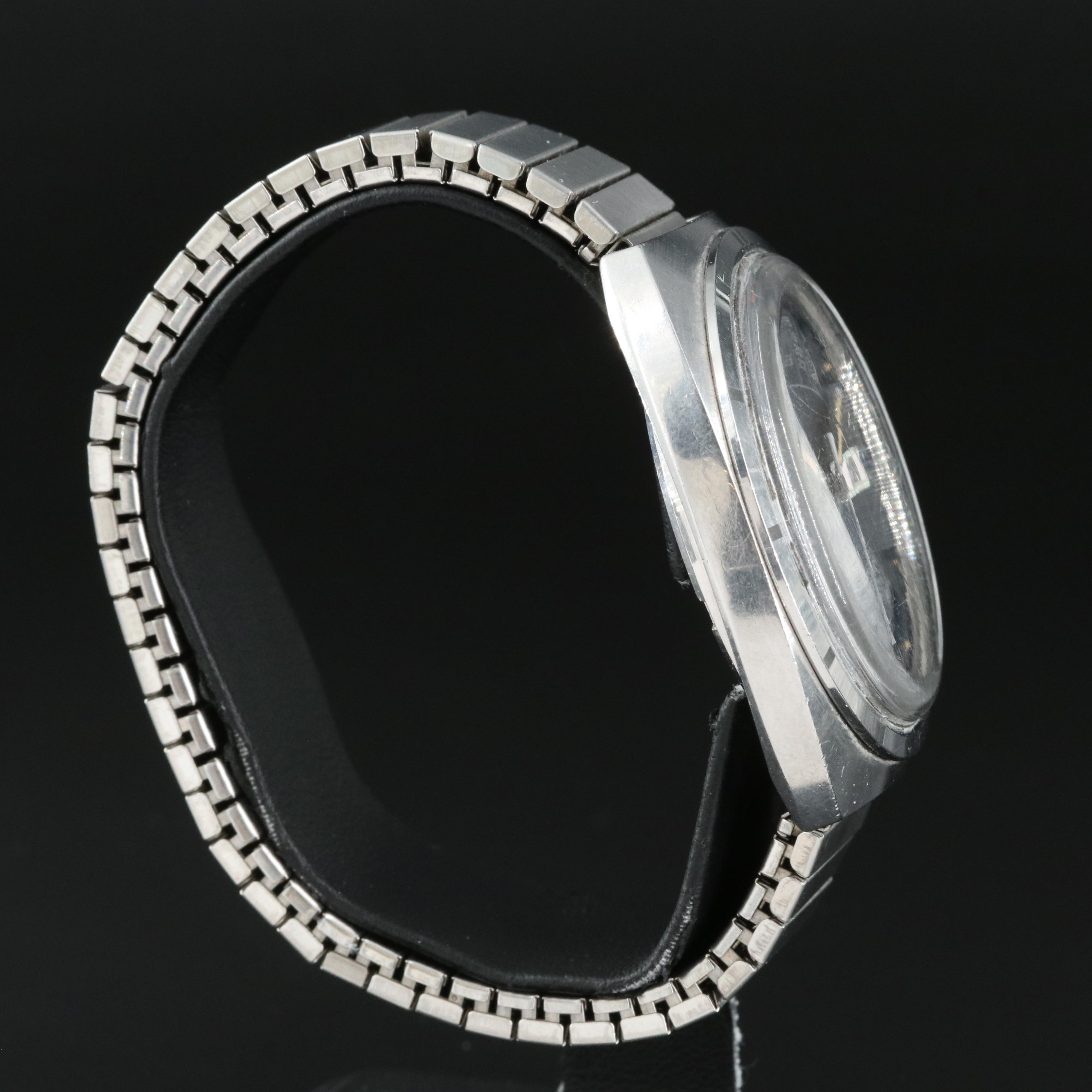 Vintage Wittnauer 2000 Perpetual Calendar Automatic Watch