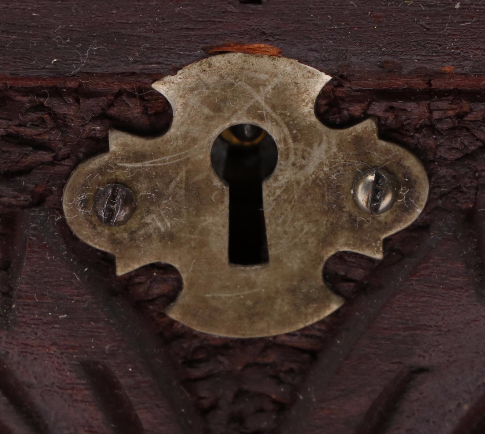 Victorian Black Forest Style Carved Walnut Leaf Motif Wood Velvet Lined Box