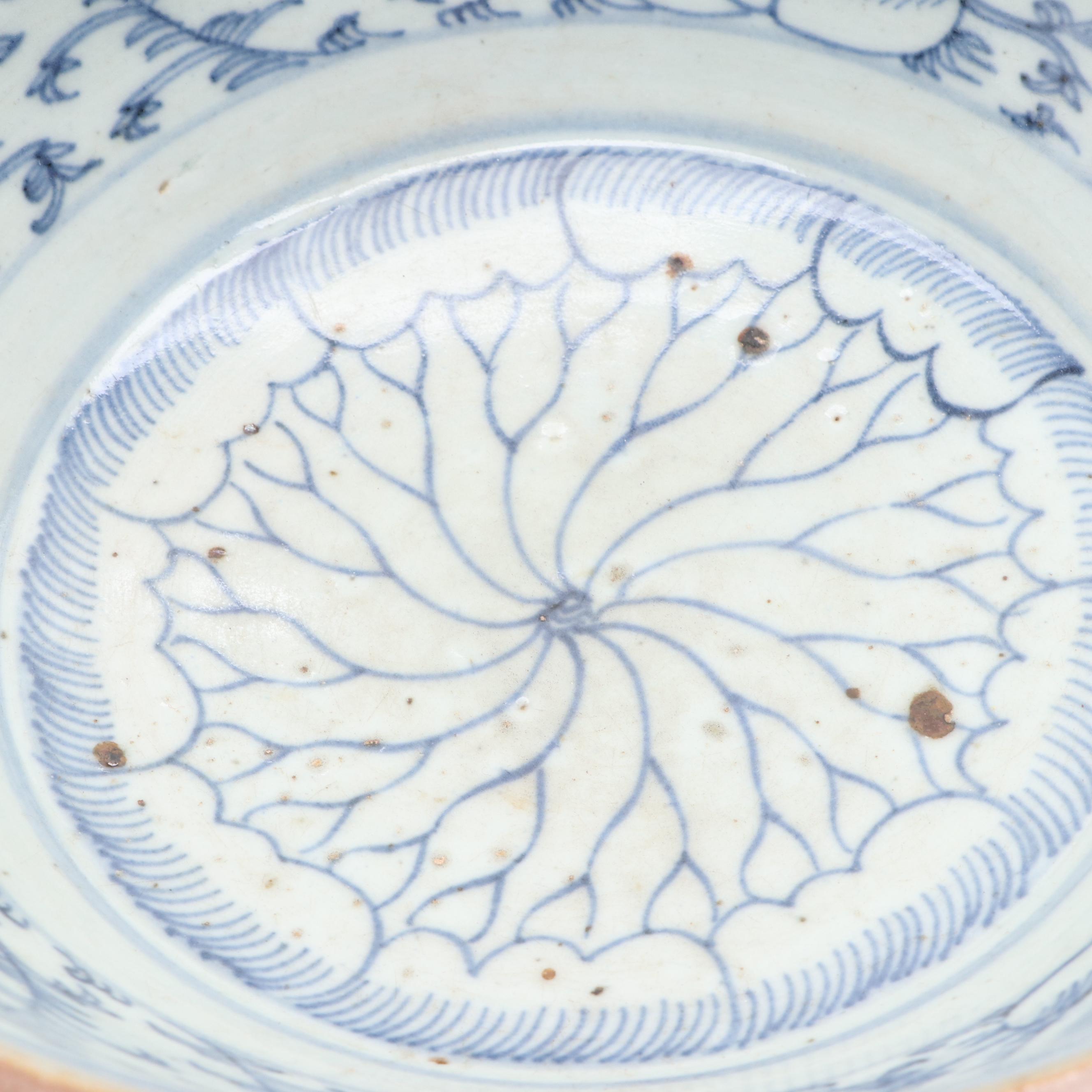 Chinese Qing Batavia and Swatow Zhangzhou Style Bowls