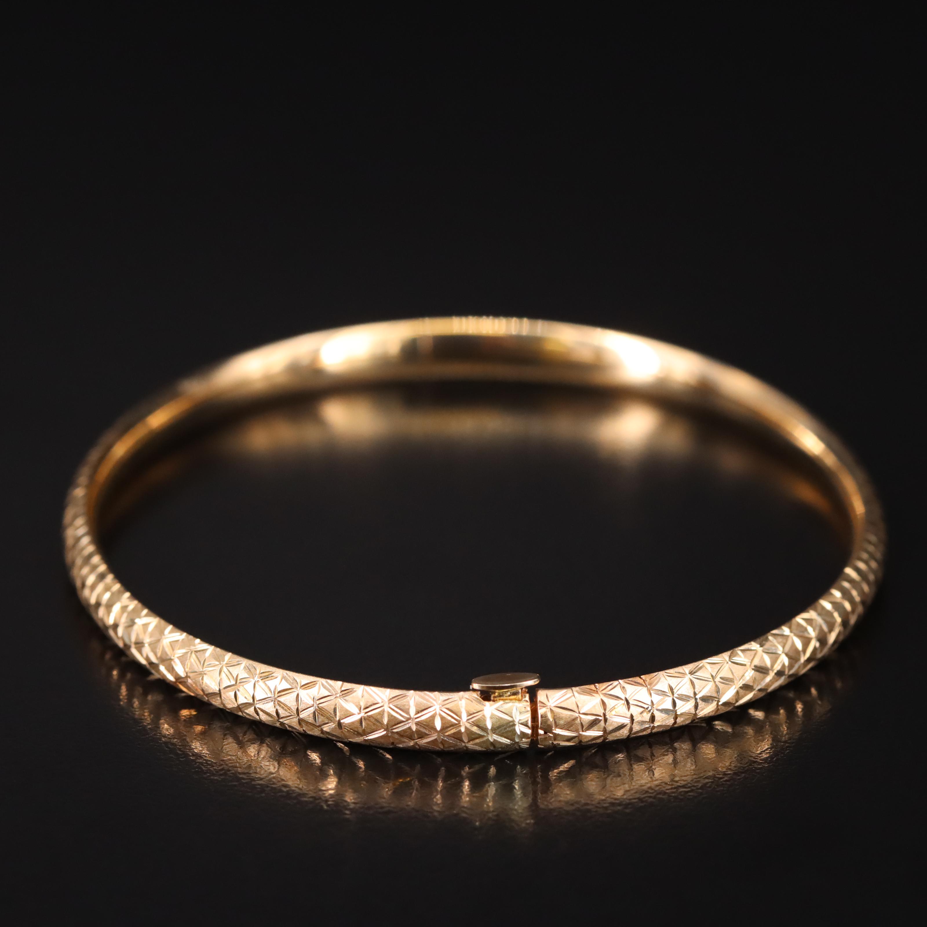 14K Diamond Cut Bangle