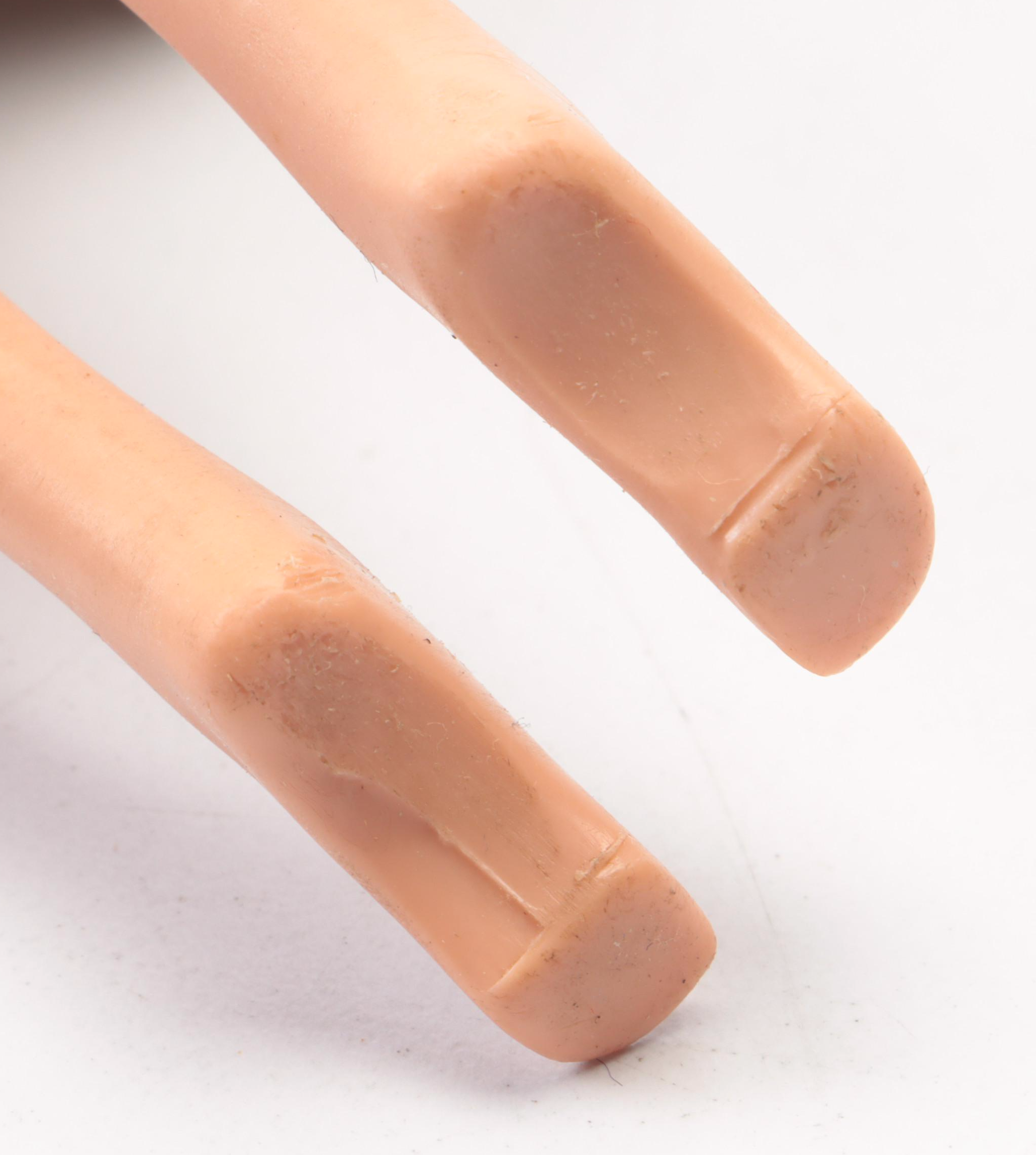 Mattel Wig Wardrobe Midge with Wigs and Stand