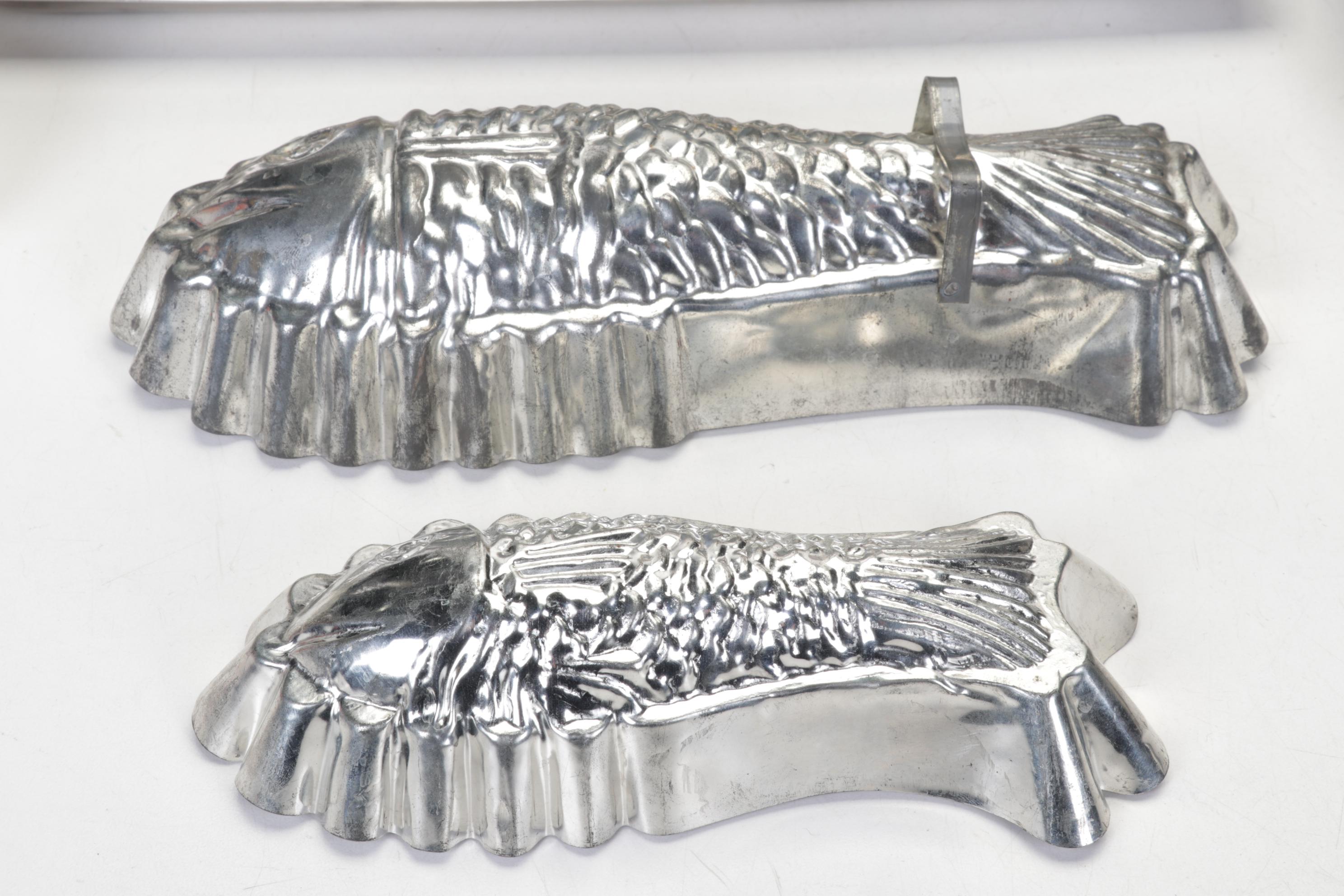 Higgins Green Sunburst Tray With Collection of Serveware and Tableware